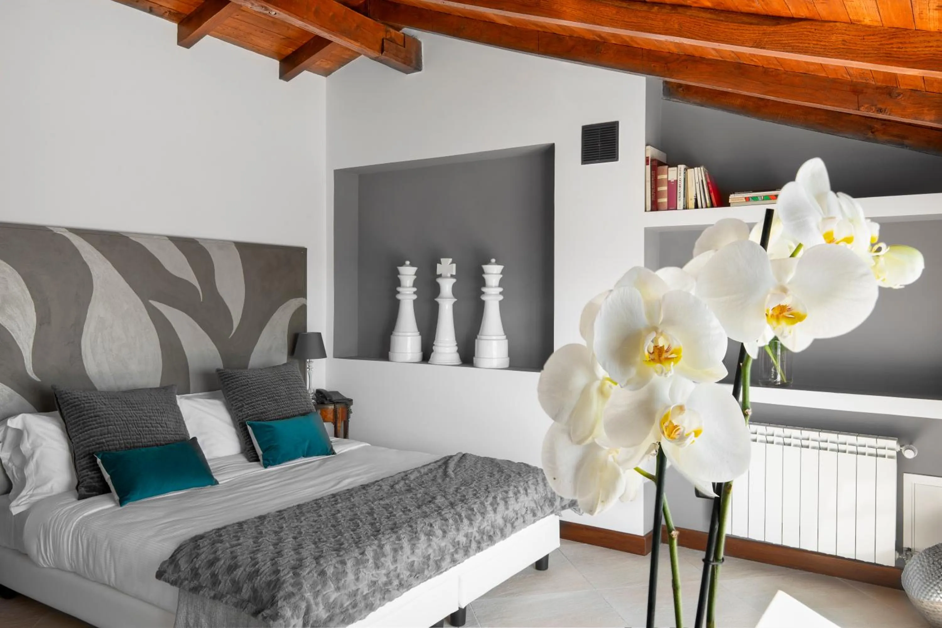 Bedroom, Bed in La Locanda Del Pontefice - Luxury Country House