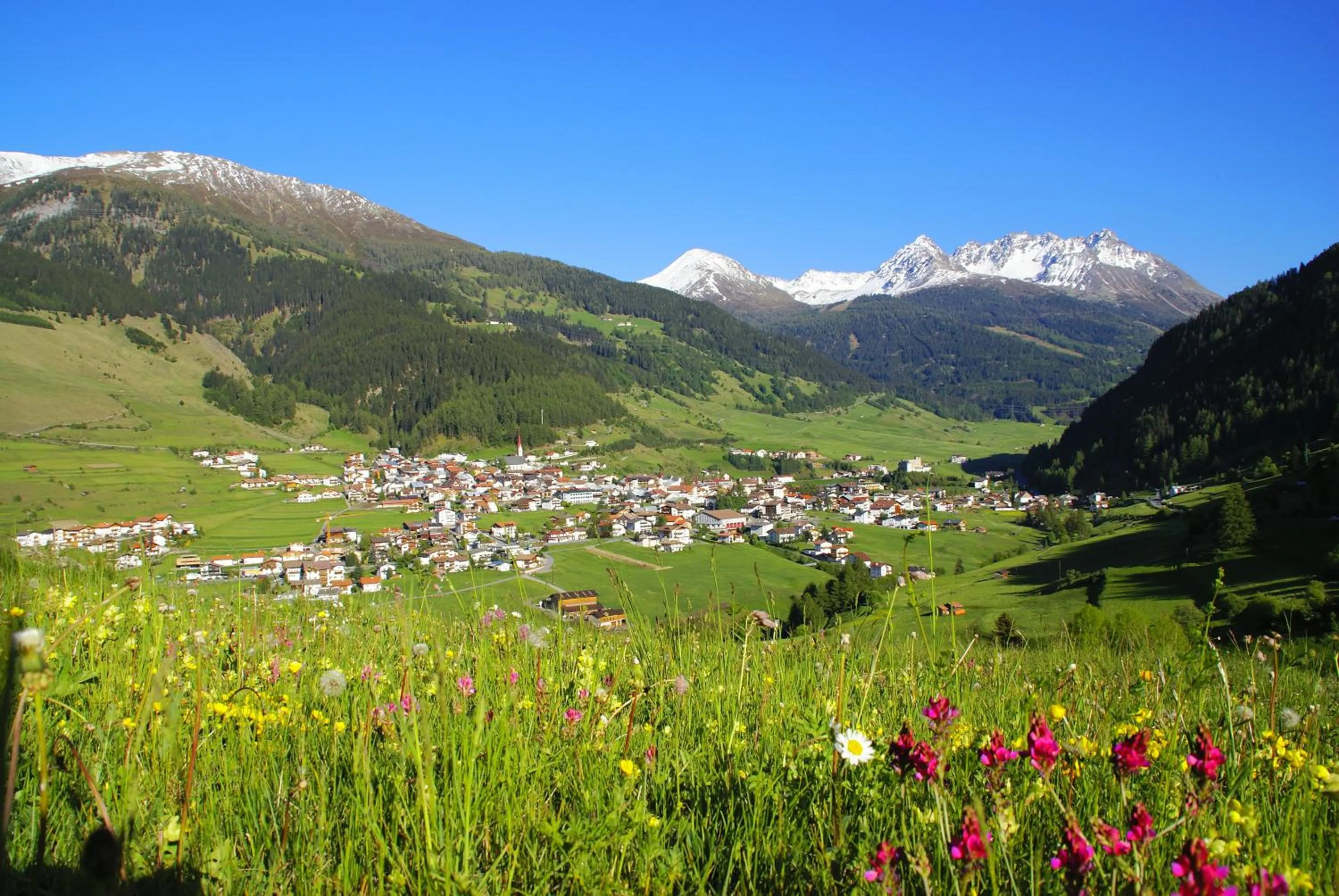 Hiking in Pension Tirol