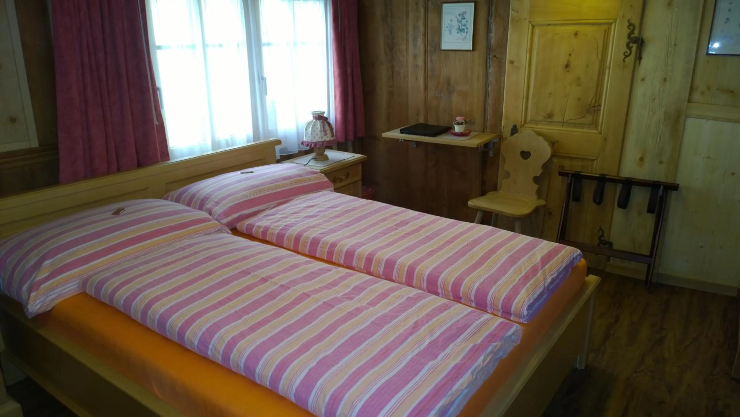 Photo of the whole room, Bed in Hotel-Restaurant Drei Tannen