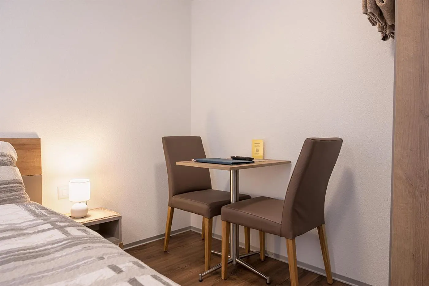 Photo of the whole room, Bed in Hotel-Restaurant Drei Tannen