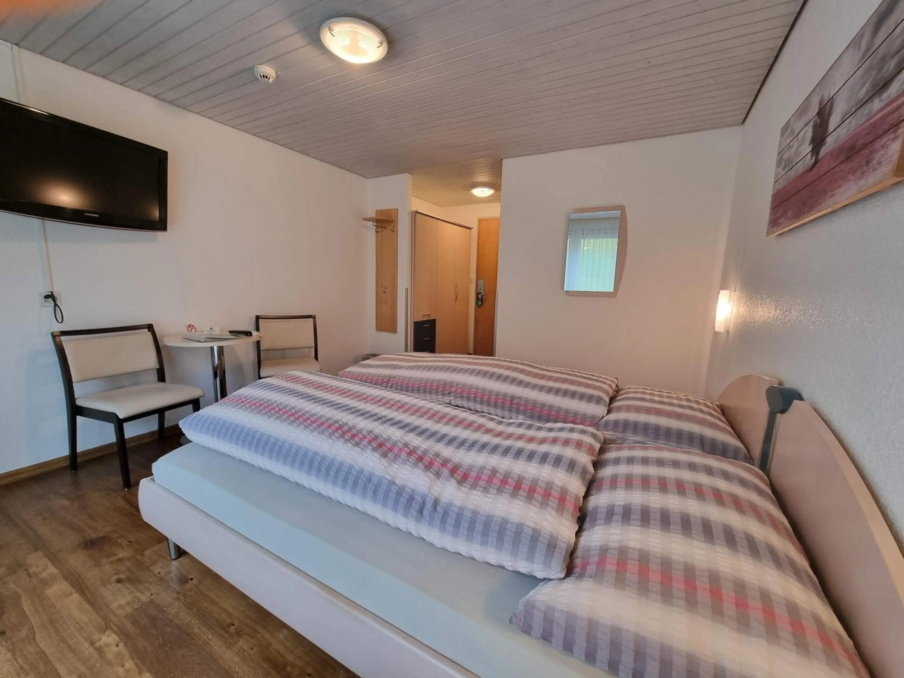 Photo of the whole room, Bed in Hotel Astoria