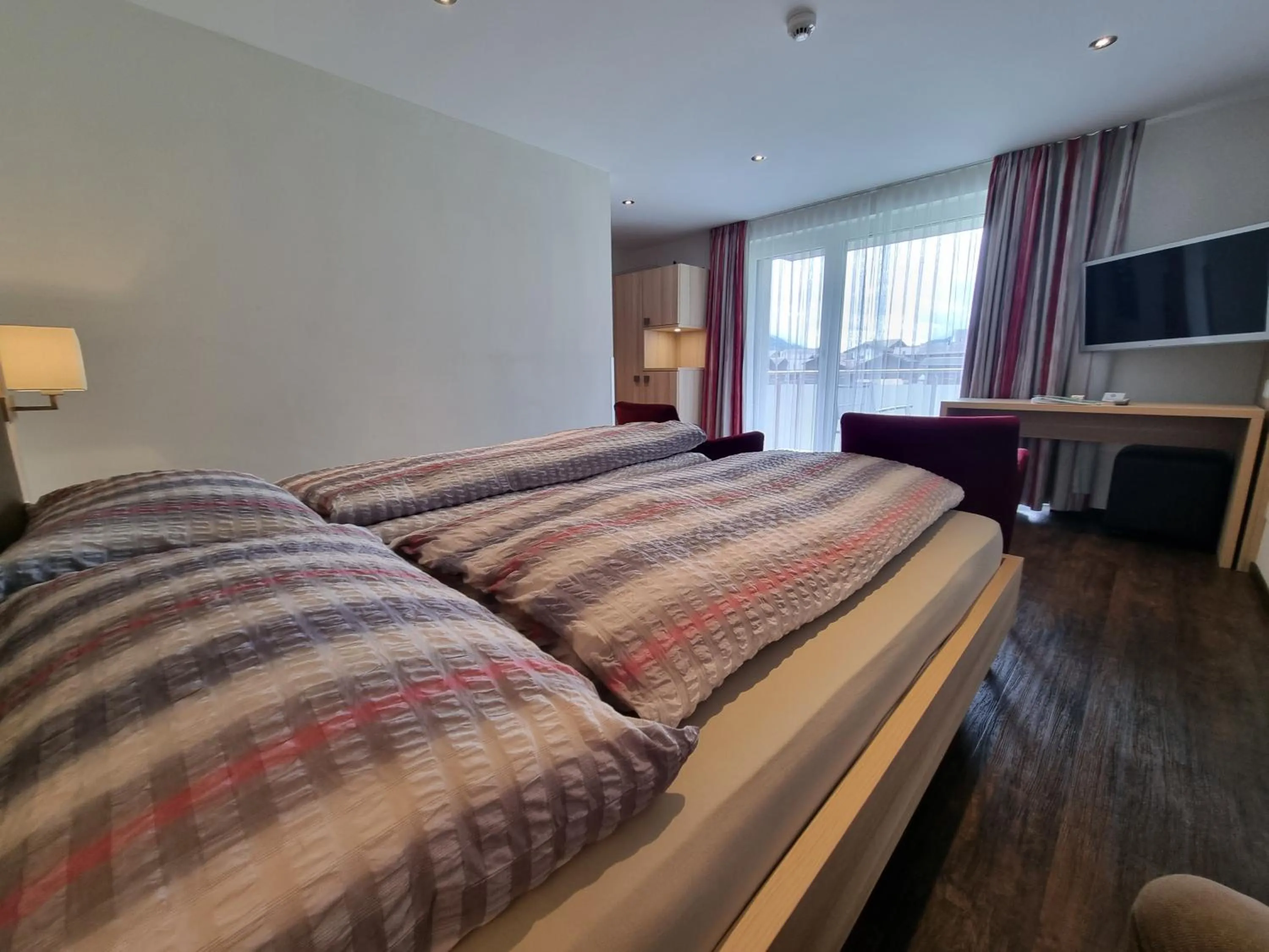 Photo of the whole room, Bed in Hotel Astoria