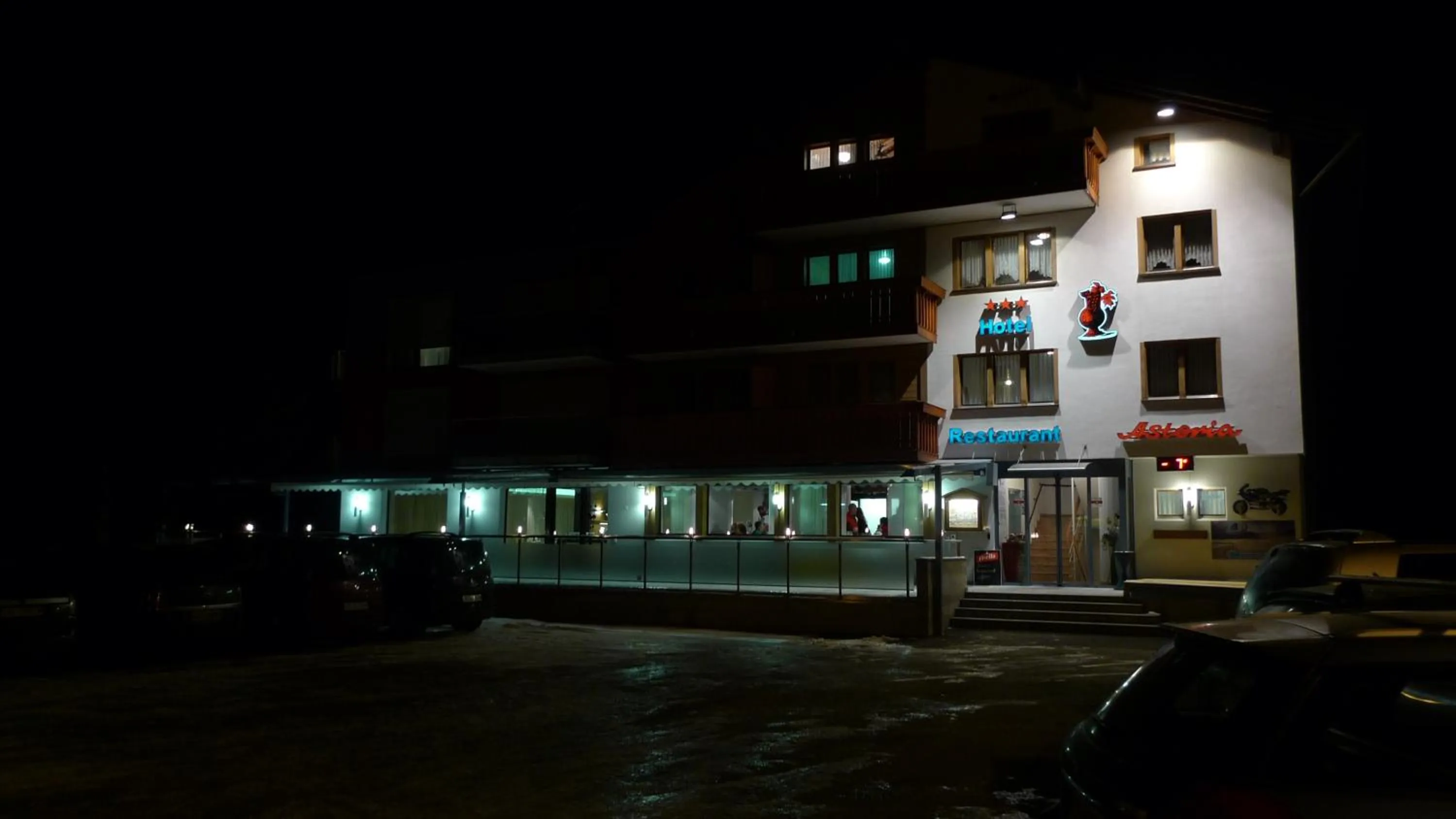 Facade/entrance in Hotel Astoria