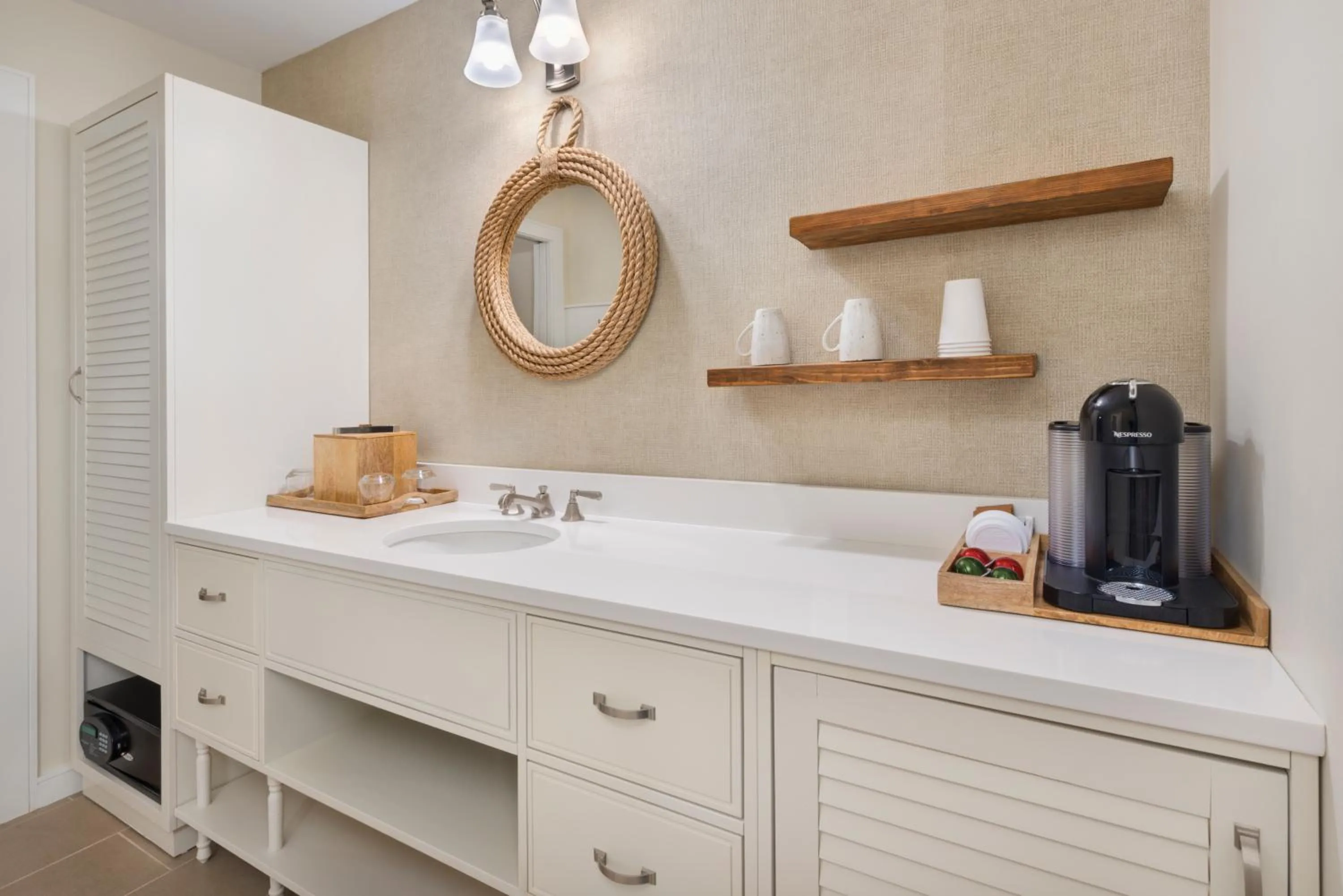 Bathroom in Jekyll Ocean Club Resort