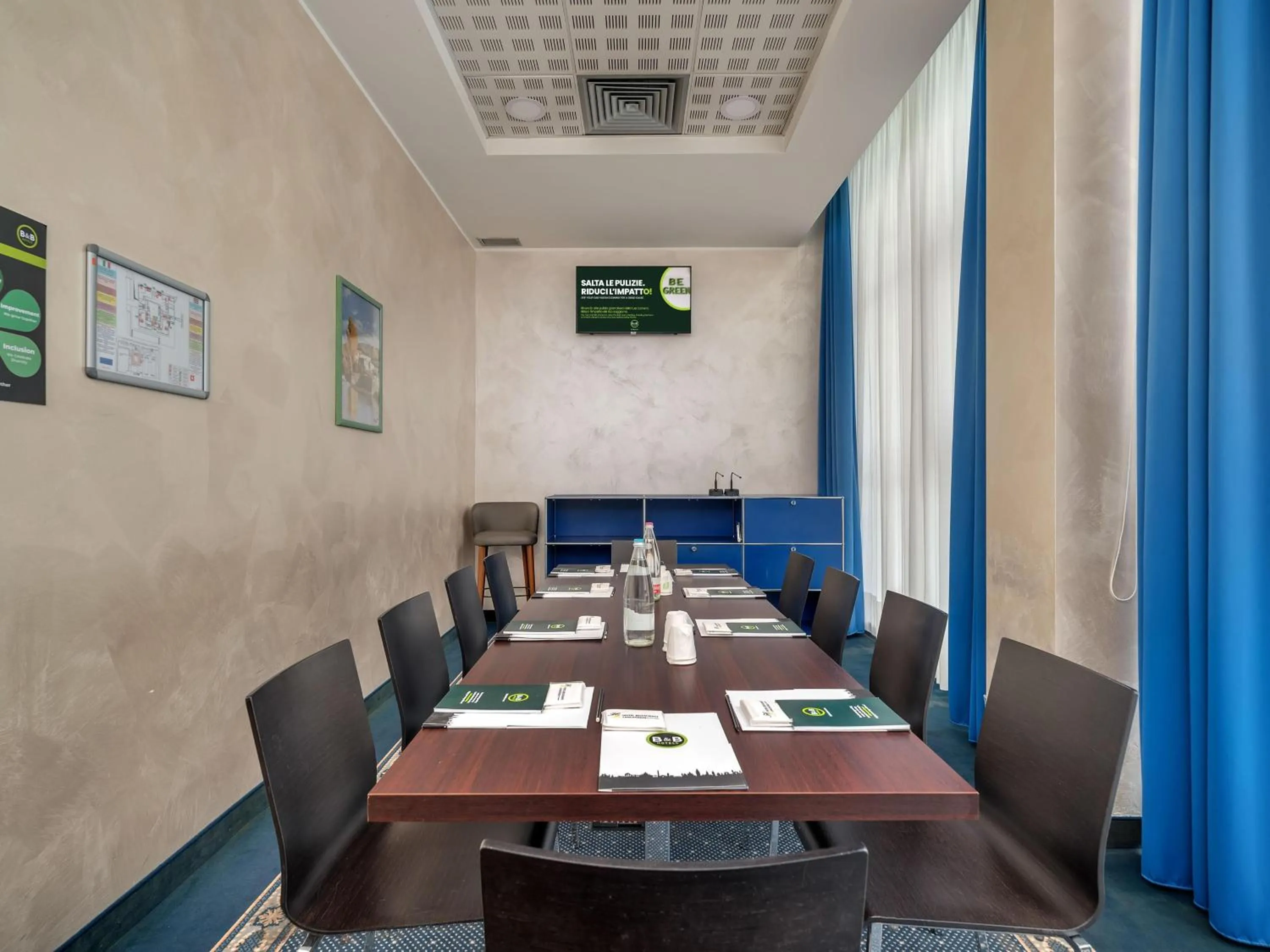 Meeting/conference room in B&B HOTEL Park Hotel Cassano