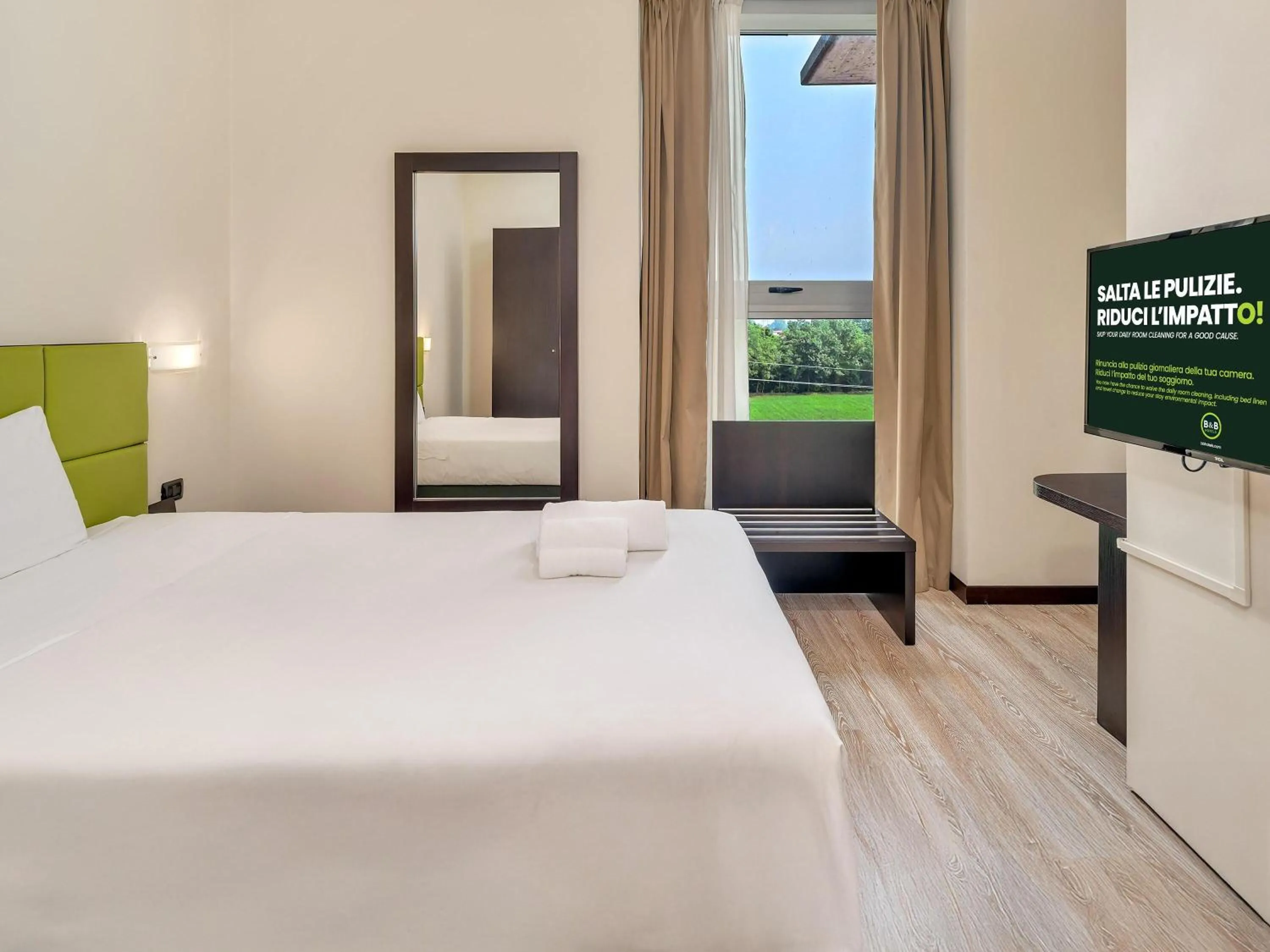 Photo of the whole room, Bed in B&B HOTEL Park Hotel Cassano