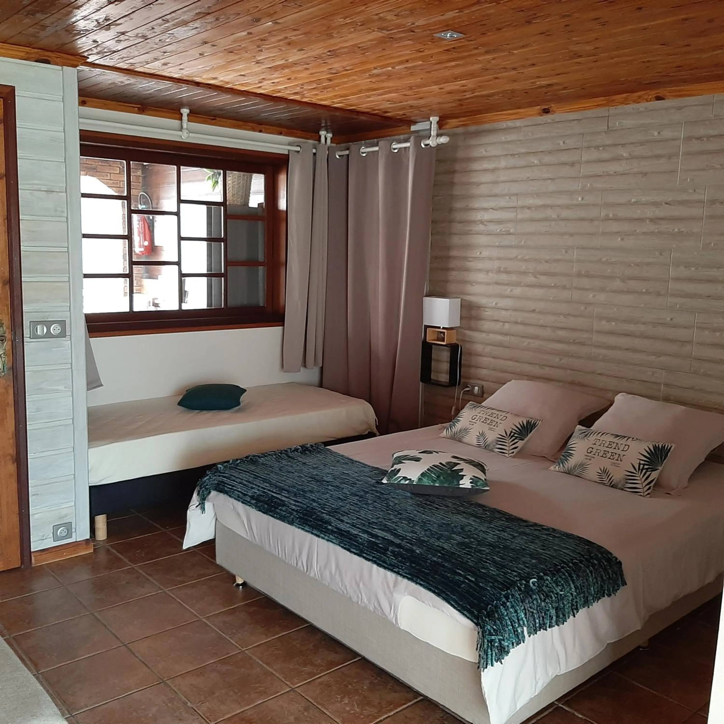 Bedroom, Bed in La Croisee des Sentiers