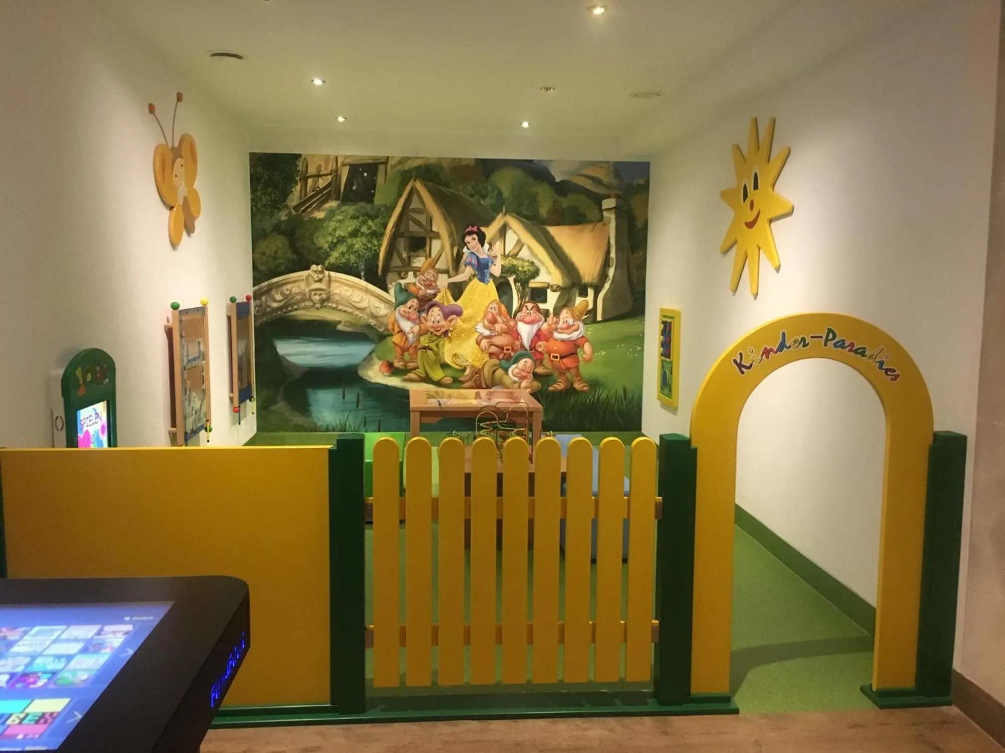 Decorative detail in Das Schlössl