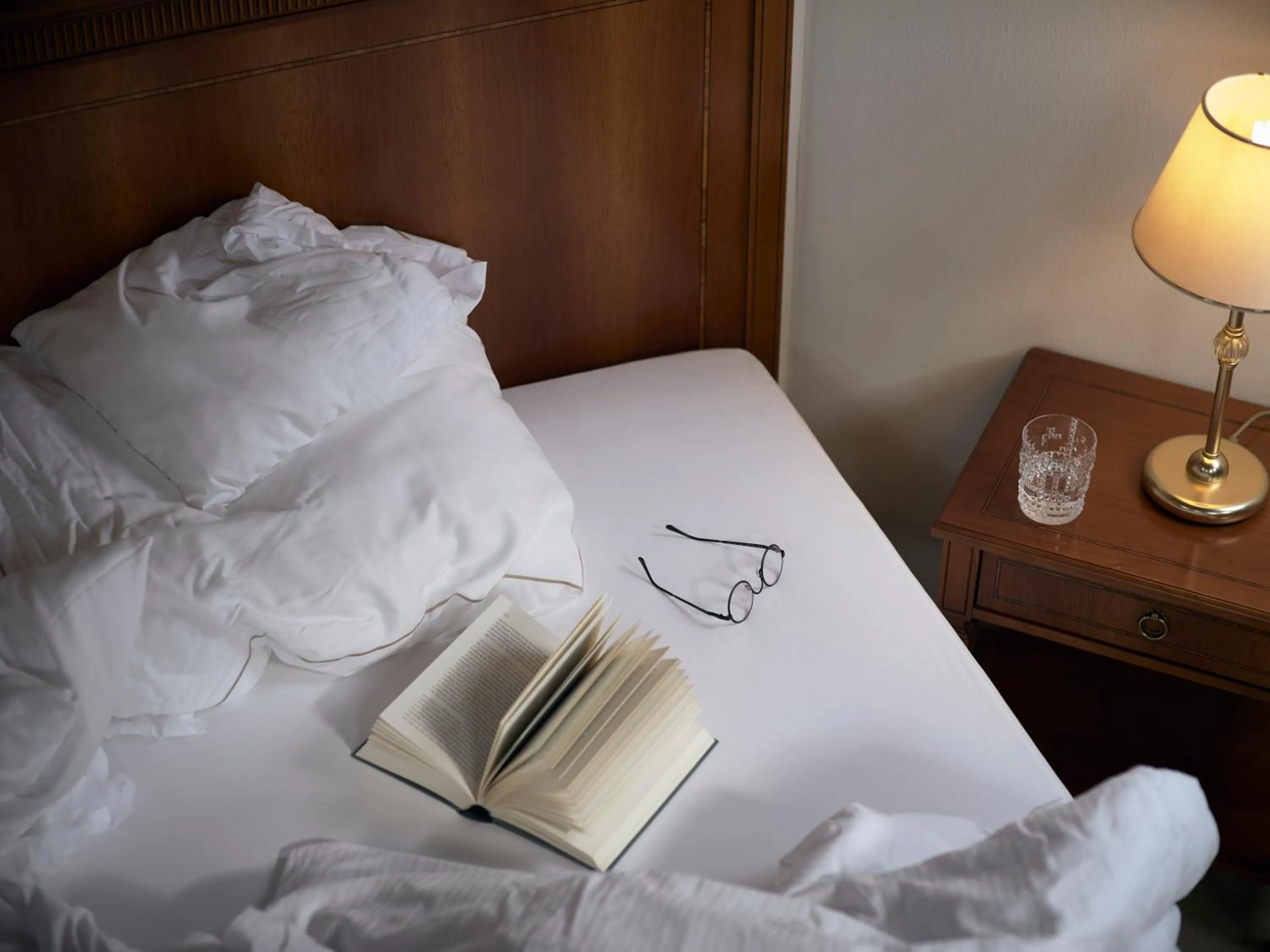 Staff, Bed in Das Schlössl