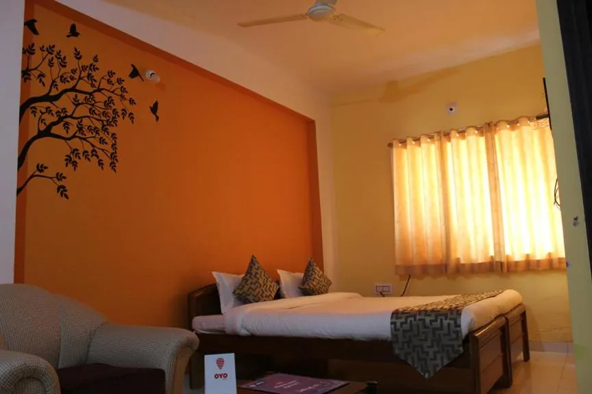 Photo of the whole room, Bed in Hotel Arham Inn