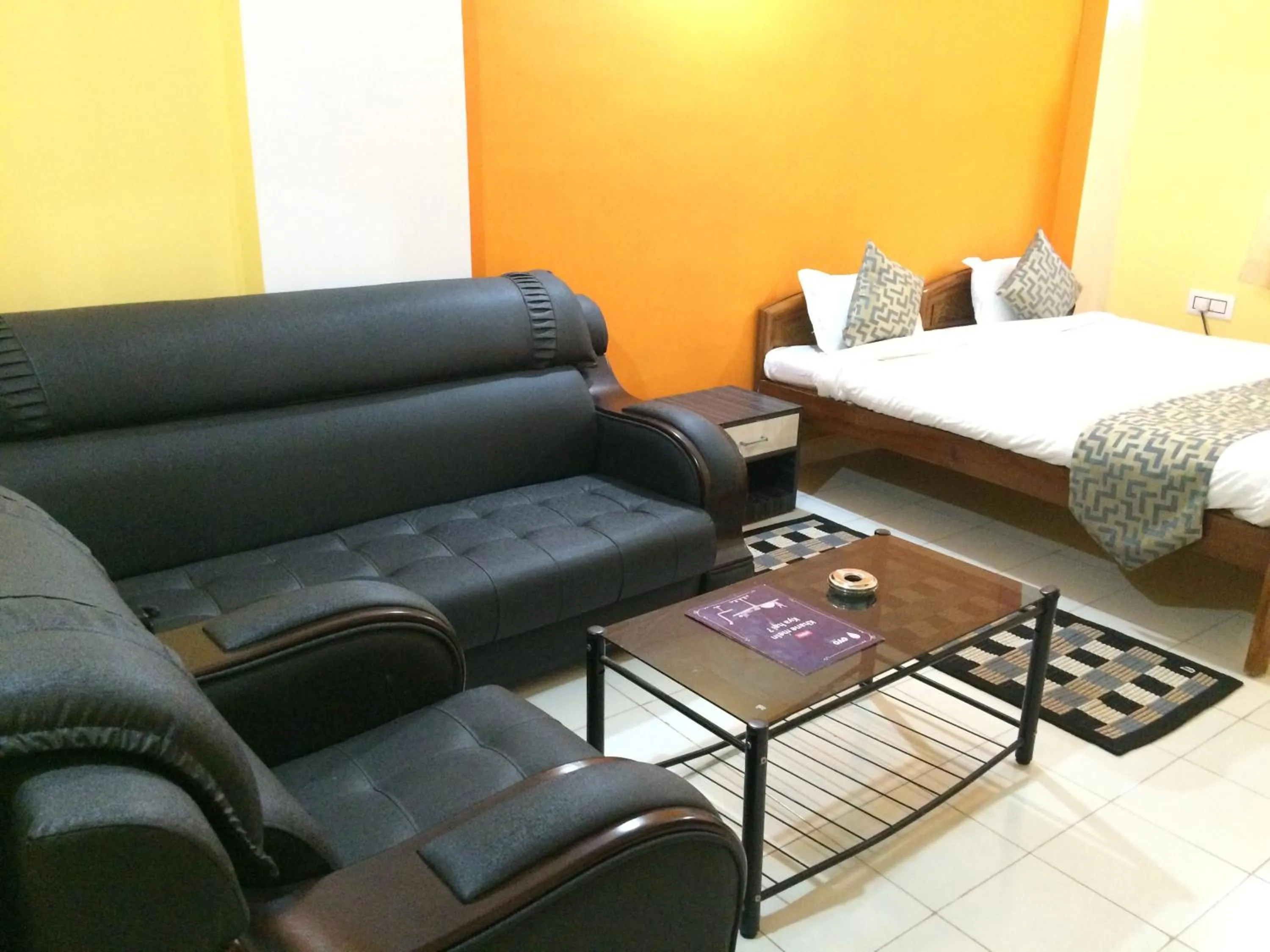 Bedroom in Hotel Arham Inn