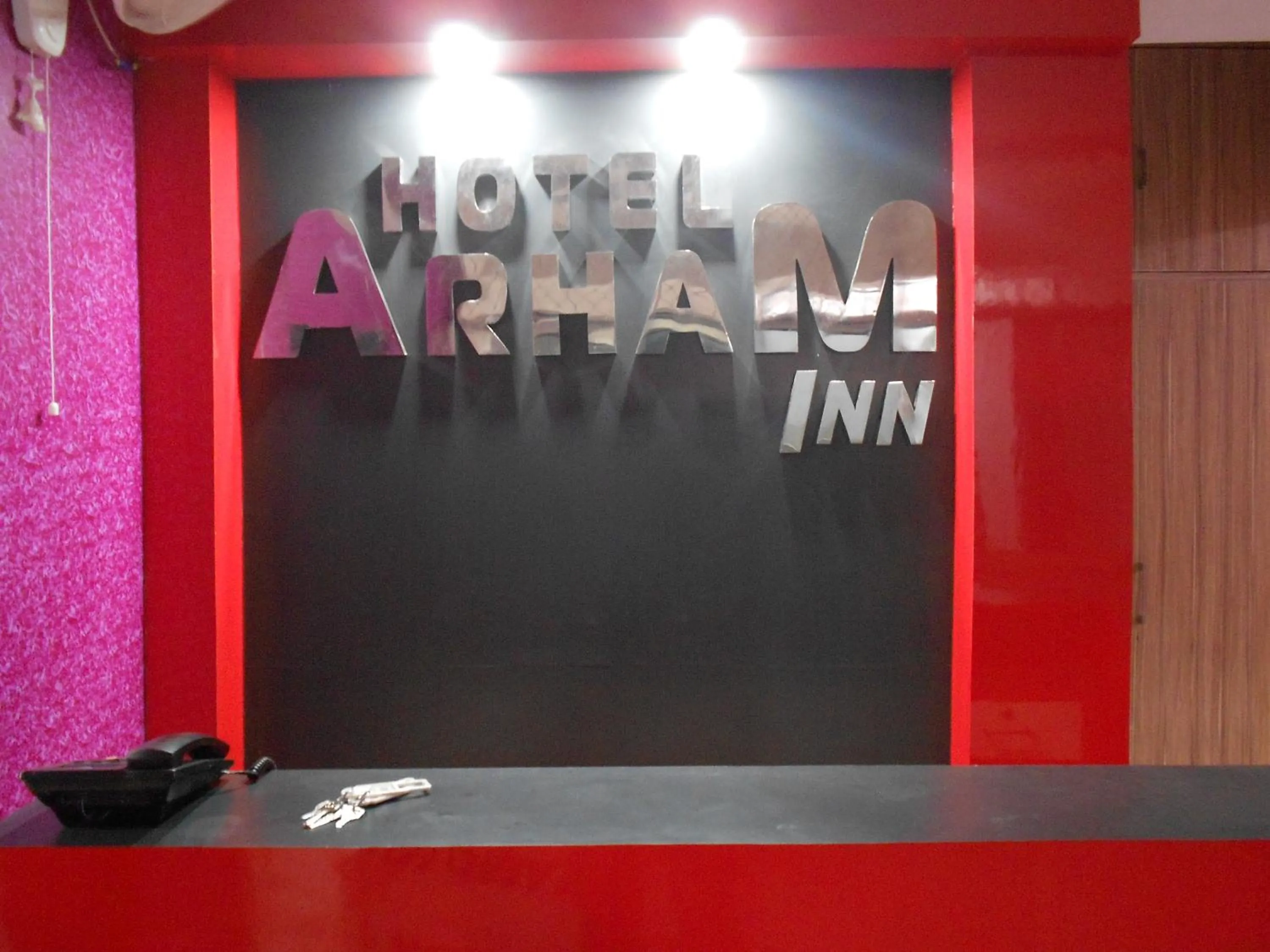 Property building in Hotel Arham Inn