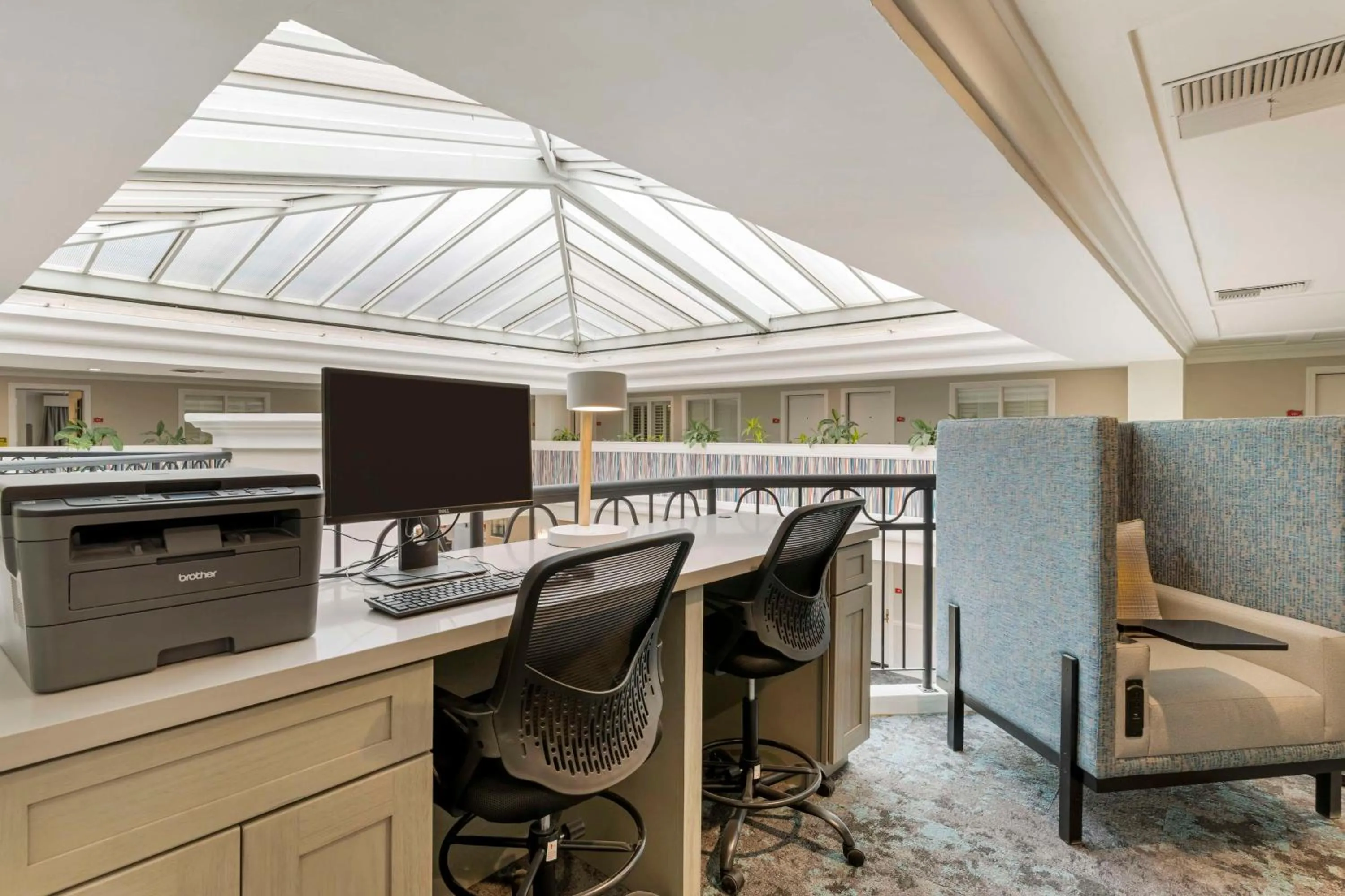 Business facilities in Best Western Plus All Suites Inn