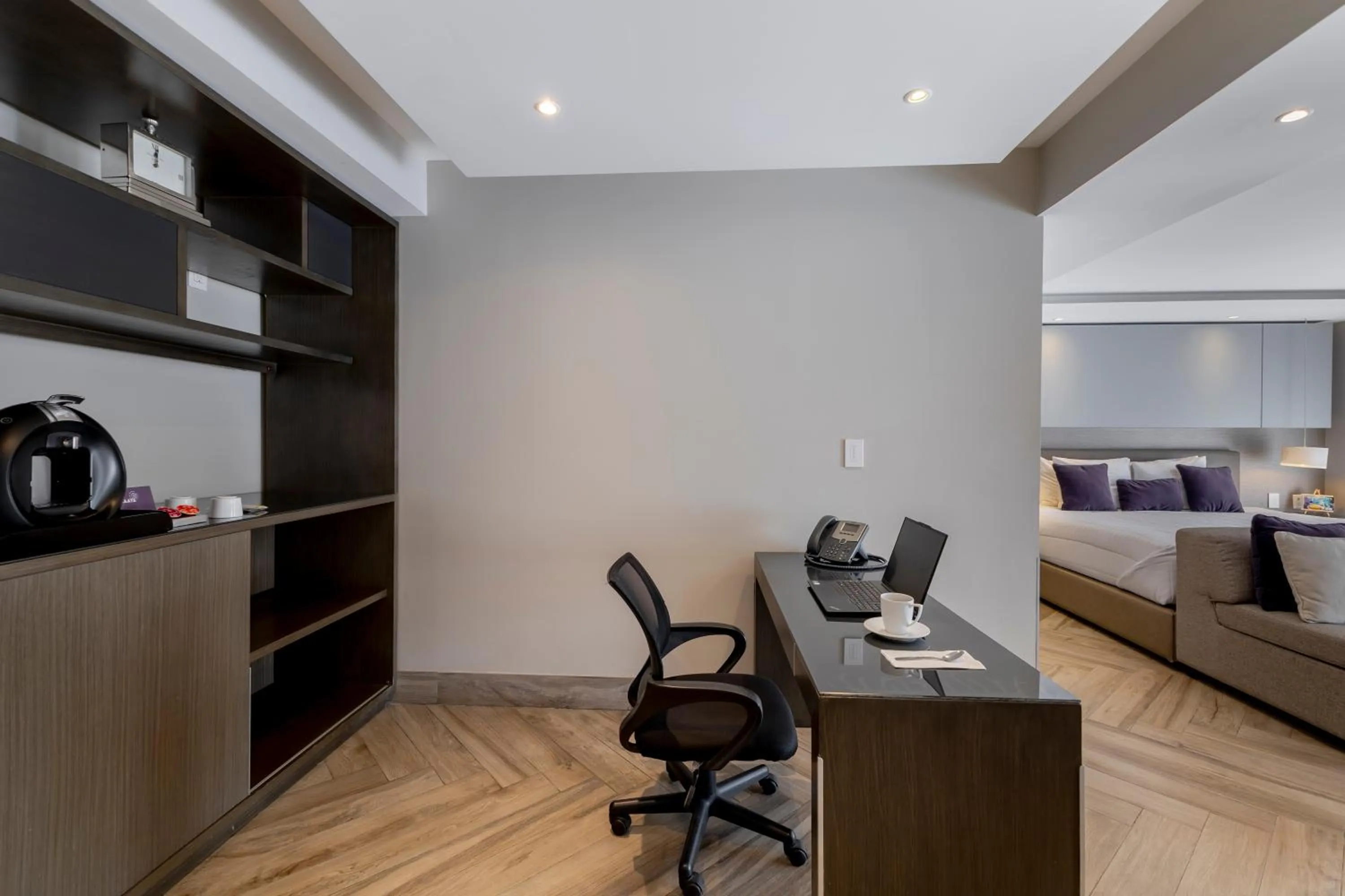 TV and multimedia in Isaaya Hotel Boutique by WTC