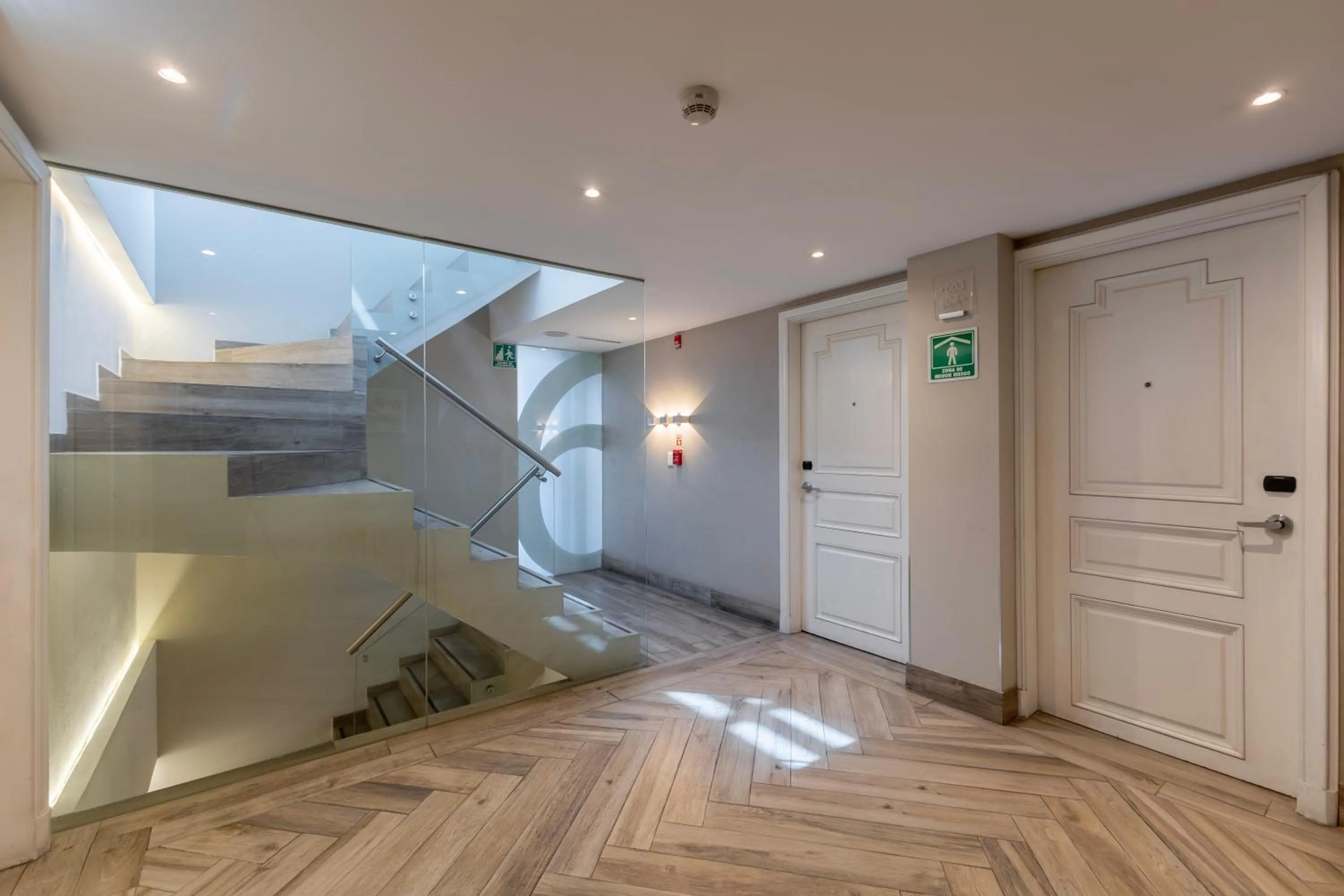 Floor plan in Isaaya Hotel Boutique by WTC