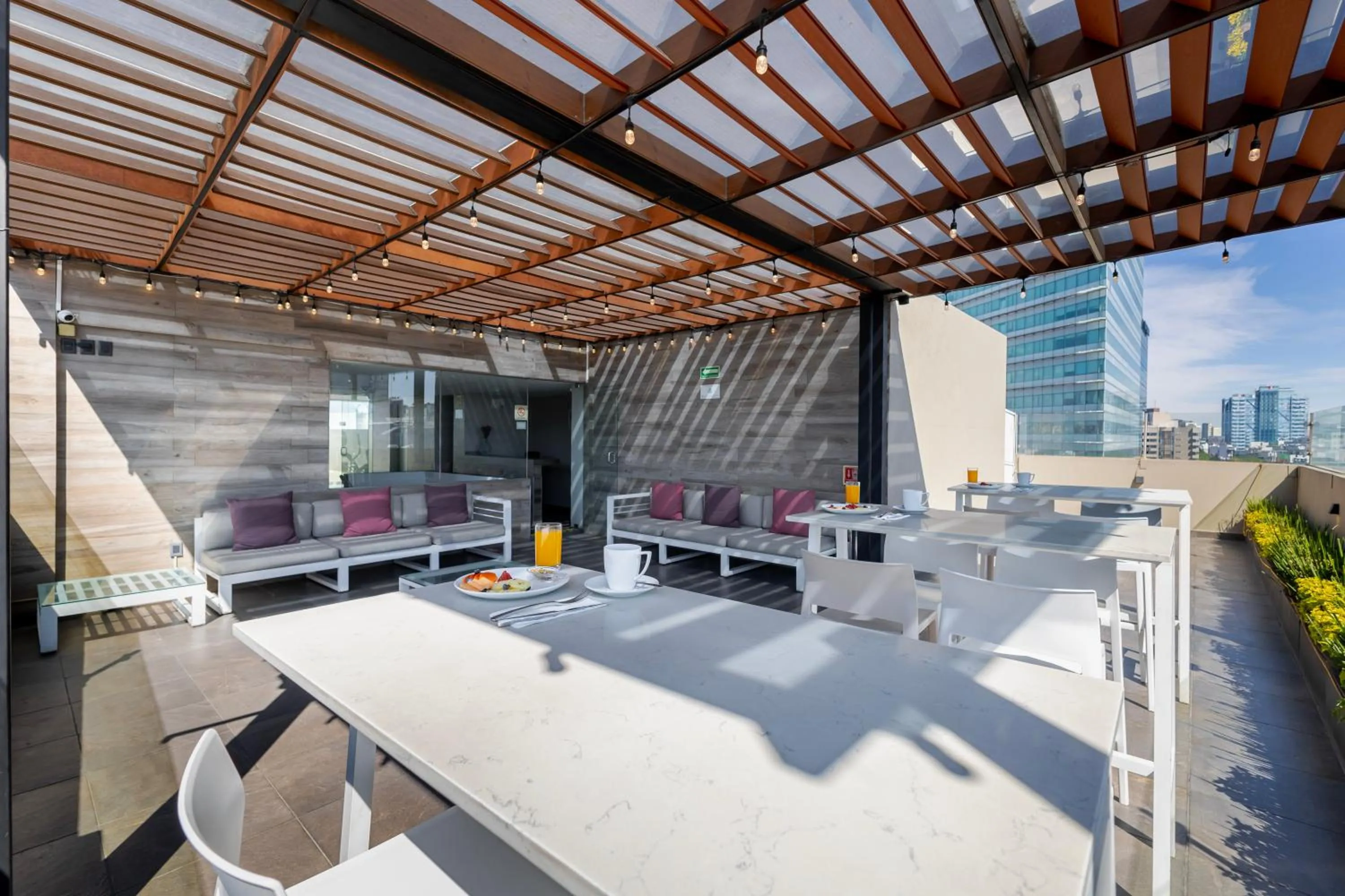 Patio in Isaaya Hotel Boutique by WTC