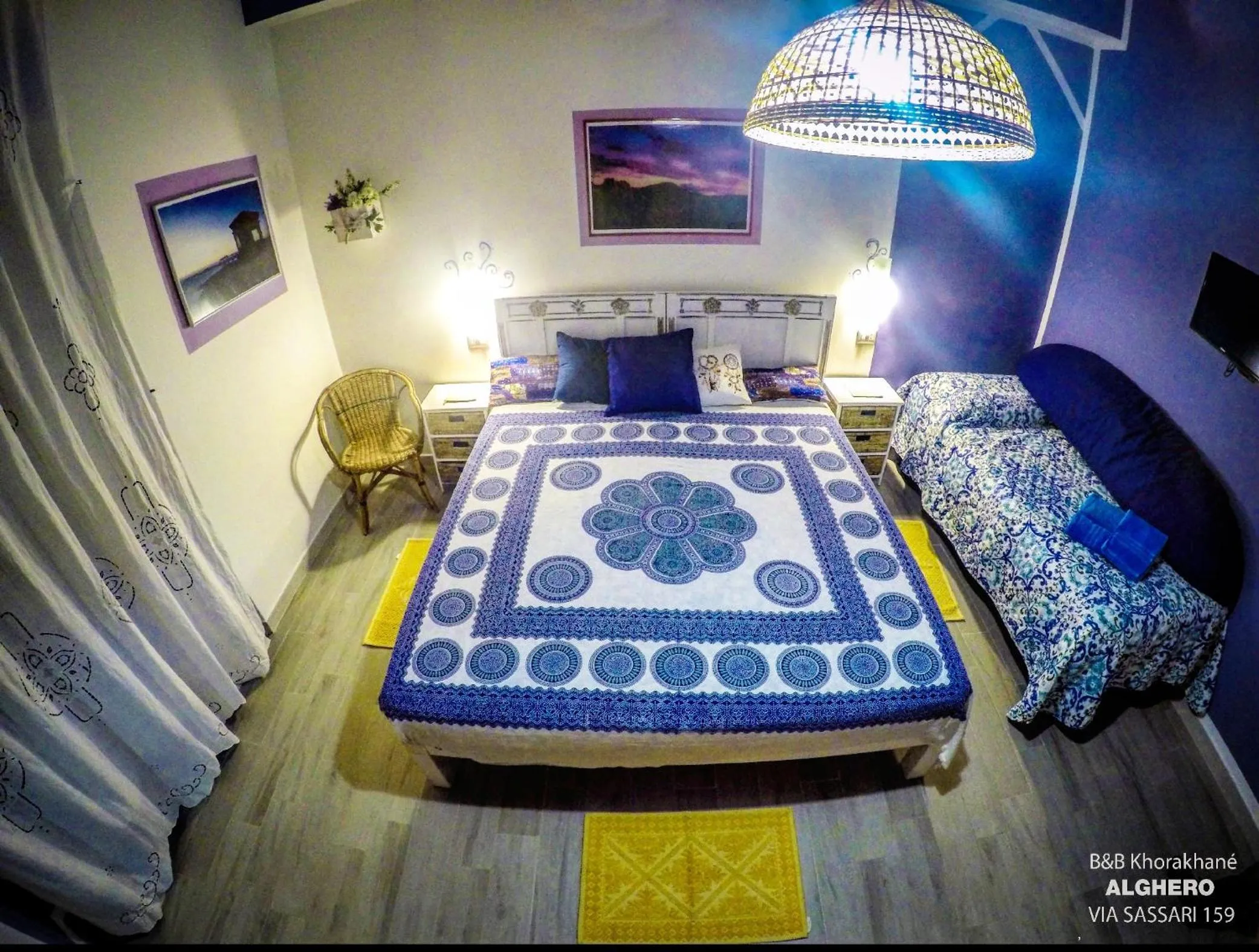 Photo of the whole room, Bed in Khorakhanè