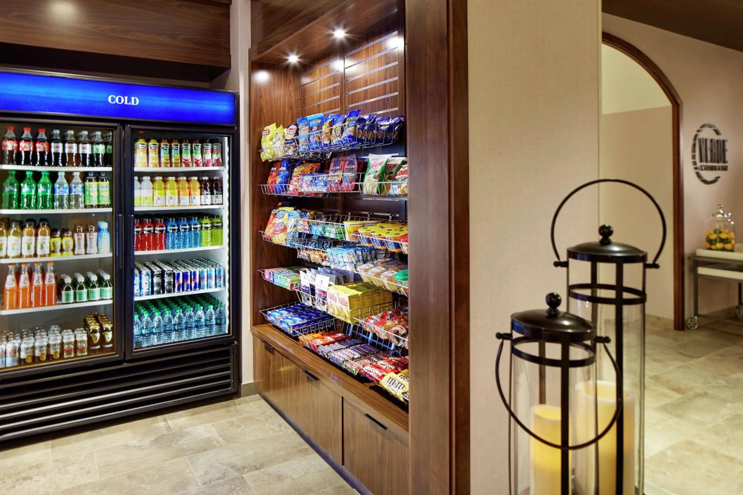 Restaurant/places to eat in Hilton Garden Inn San Diego Old Town/Sea World Area