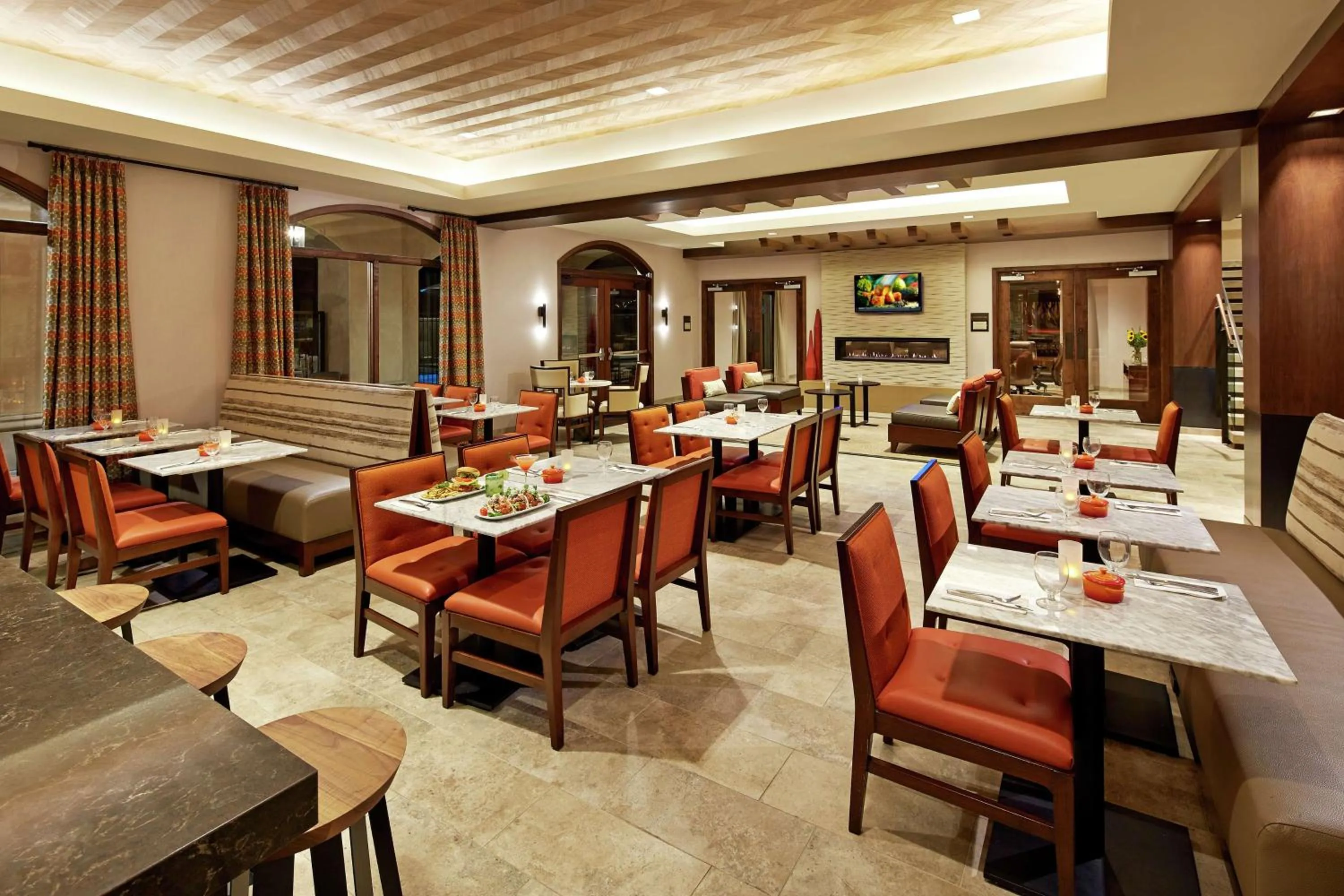 Restaurant/places to eat in Hilton Garden Inn San Diego Old Town/Sea World Area