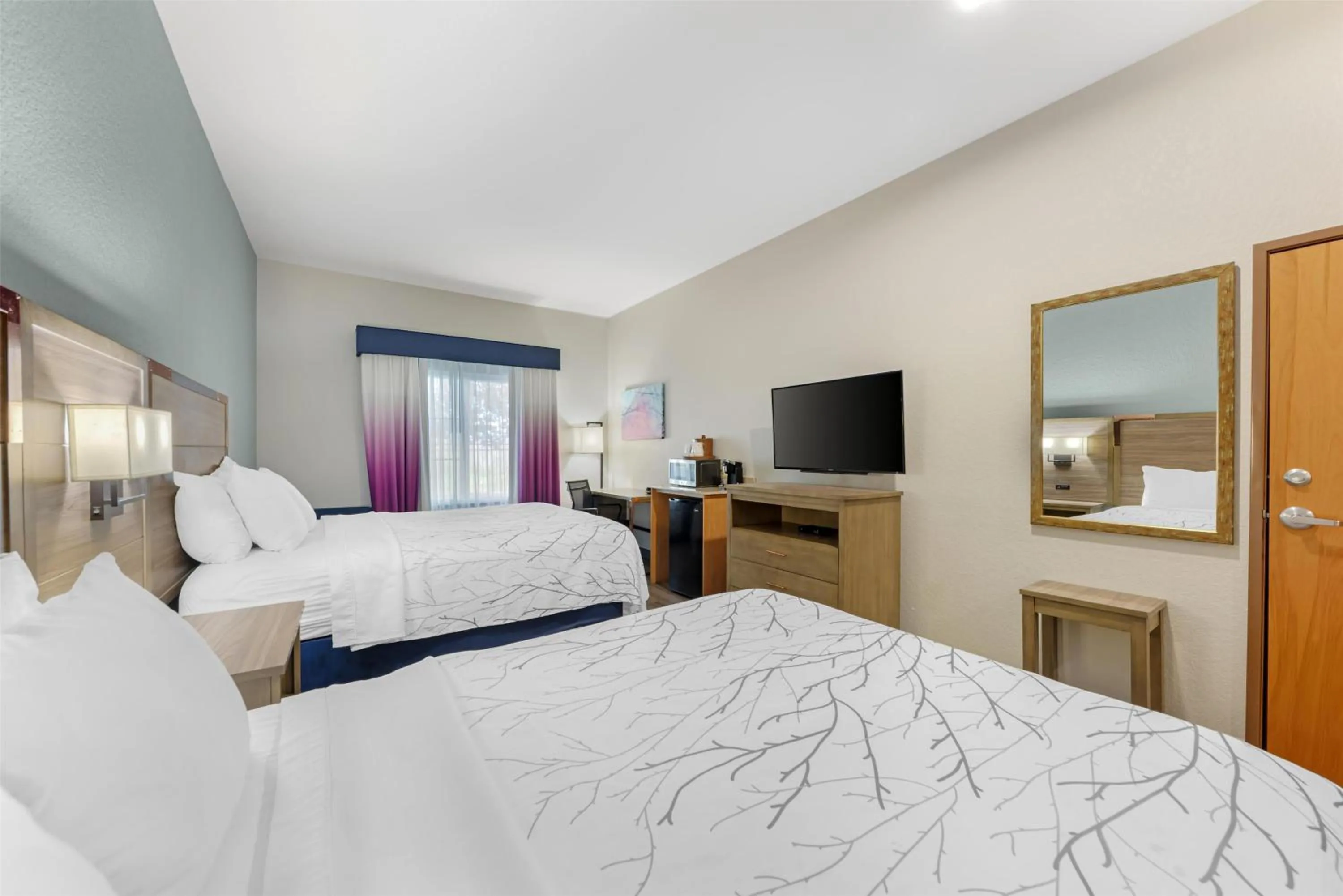 Bedroom, Bed in Best Western Plus San Antonio East Inn & Suites