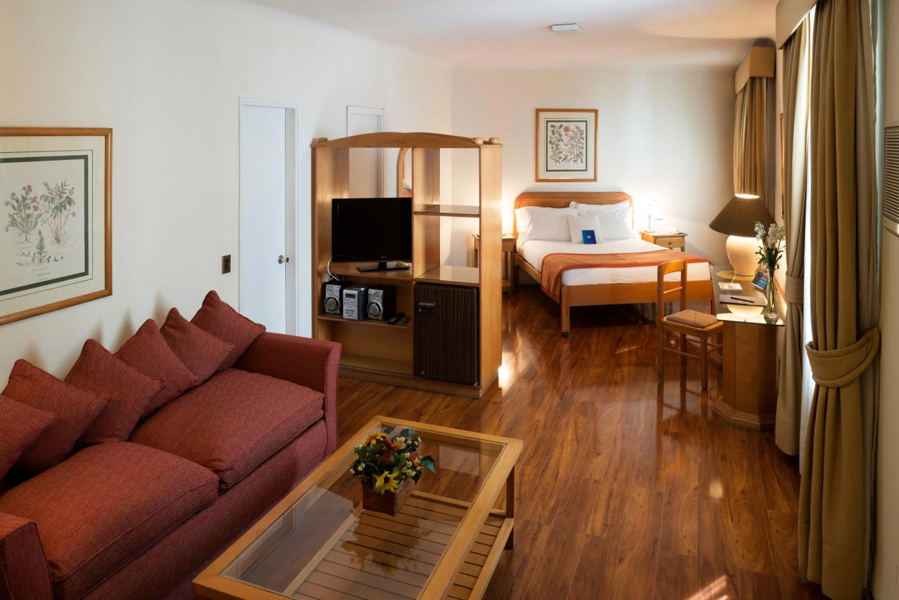 Photo of the whole room, Bed in Hotel Presidente