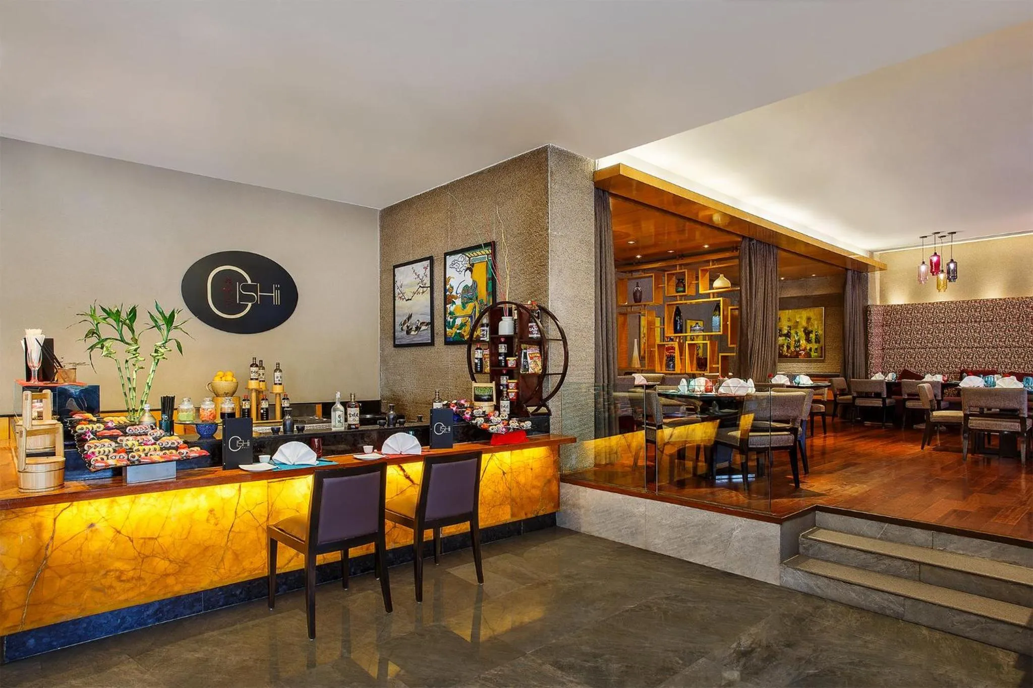 Restaurant/places to eat in Crowne Plaza Today Gurugram by IHG