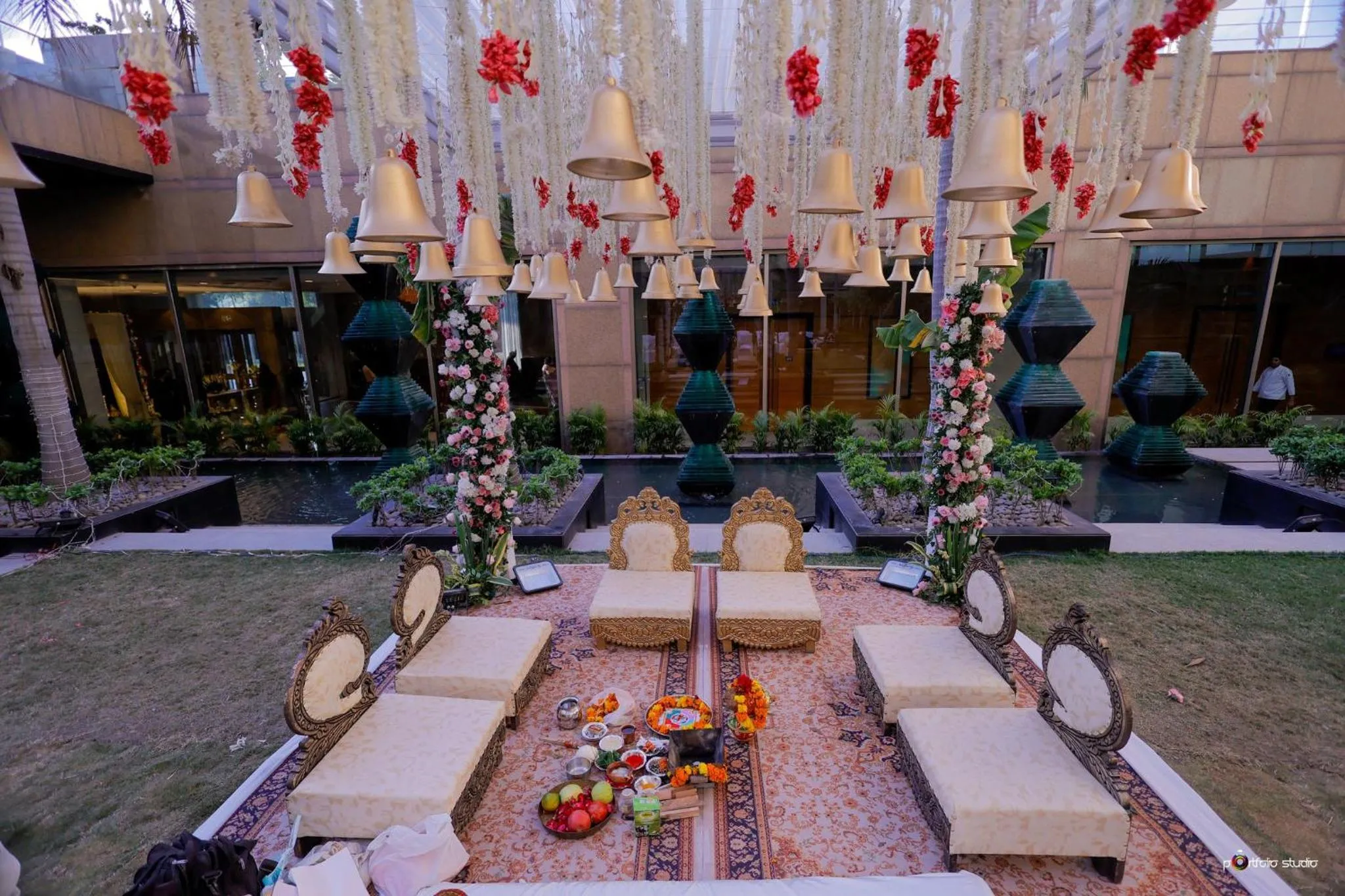 Restaurant/places to eat in Crowne Plaza Today Gurugram by IHG