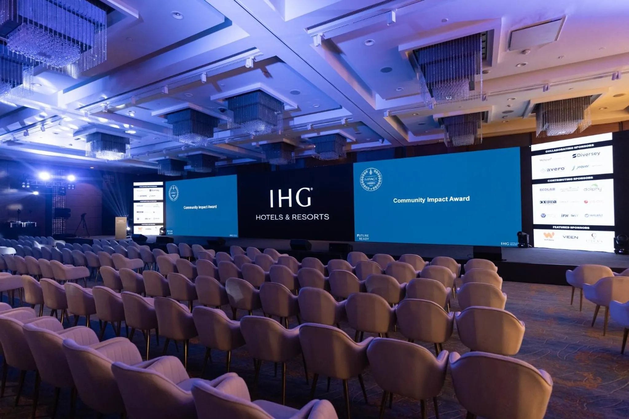 Meeting/conference room in Crowne Plaza Today Gurugram by IHG