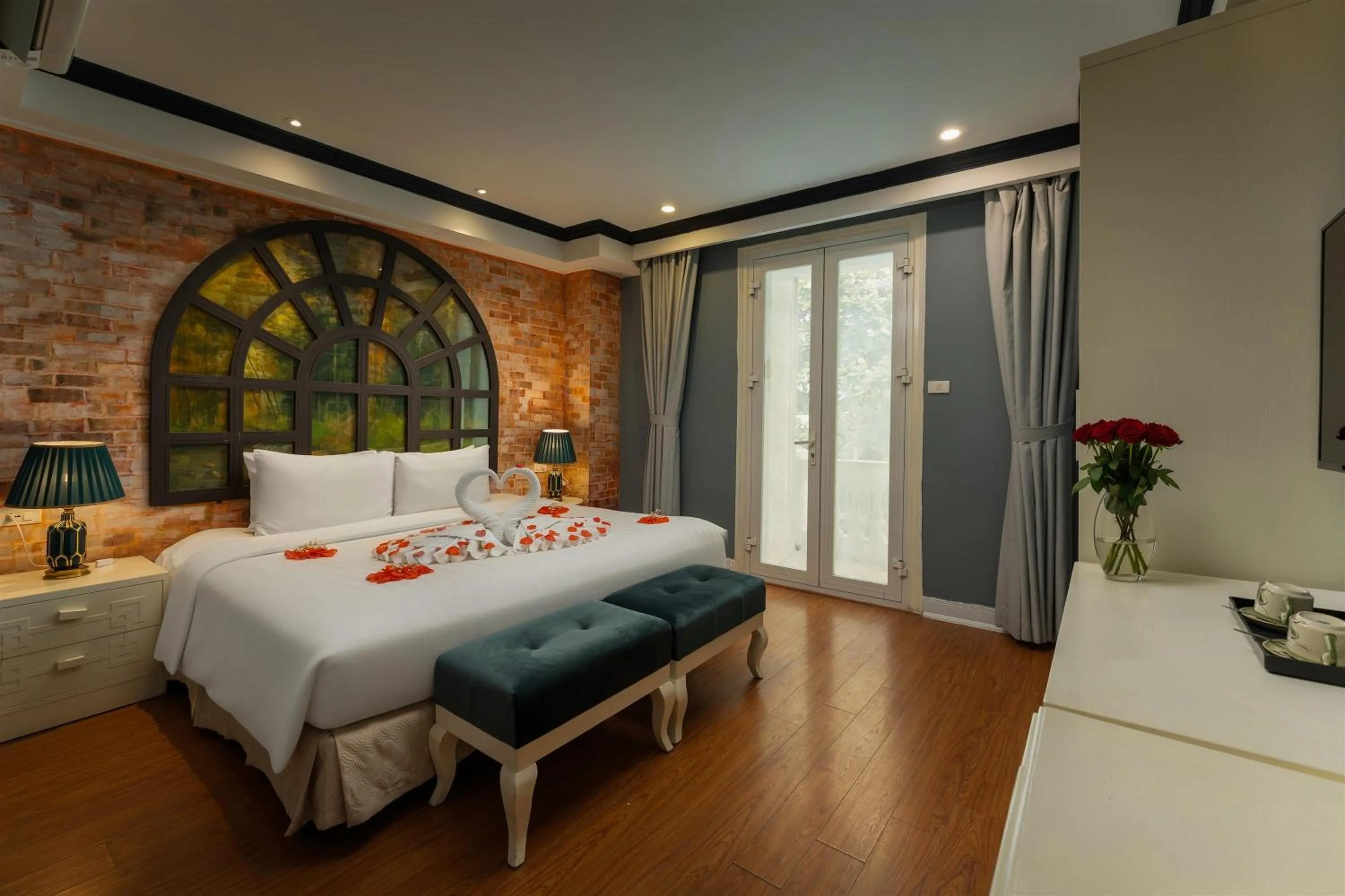 Bed in Hanoi La Selva Hotel