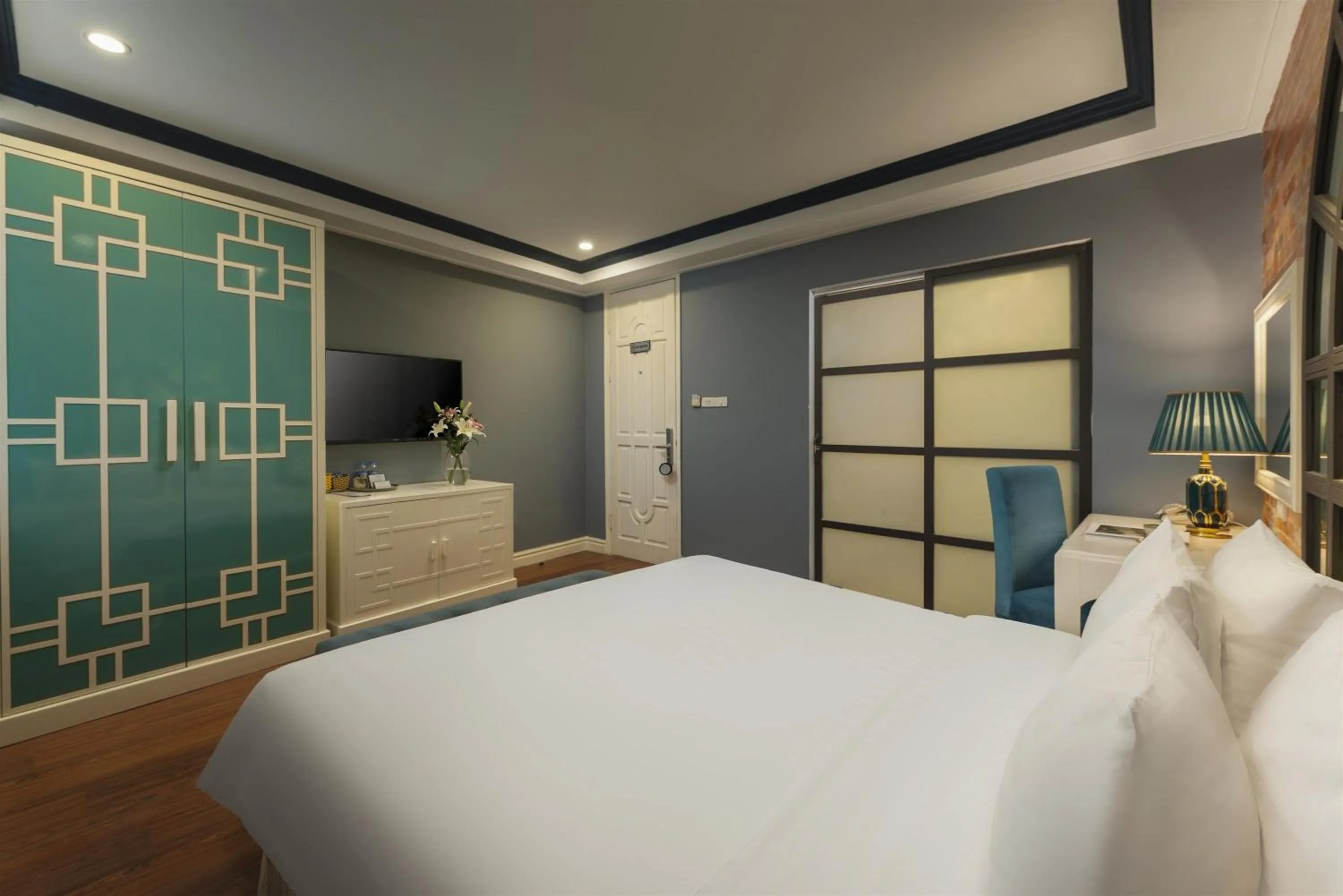 Bed in Hanoi La Selva Hotel