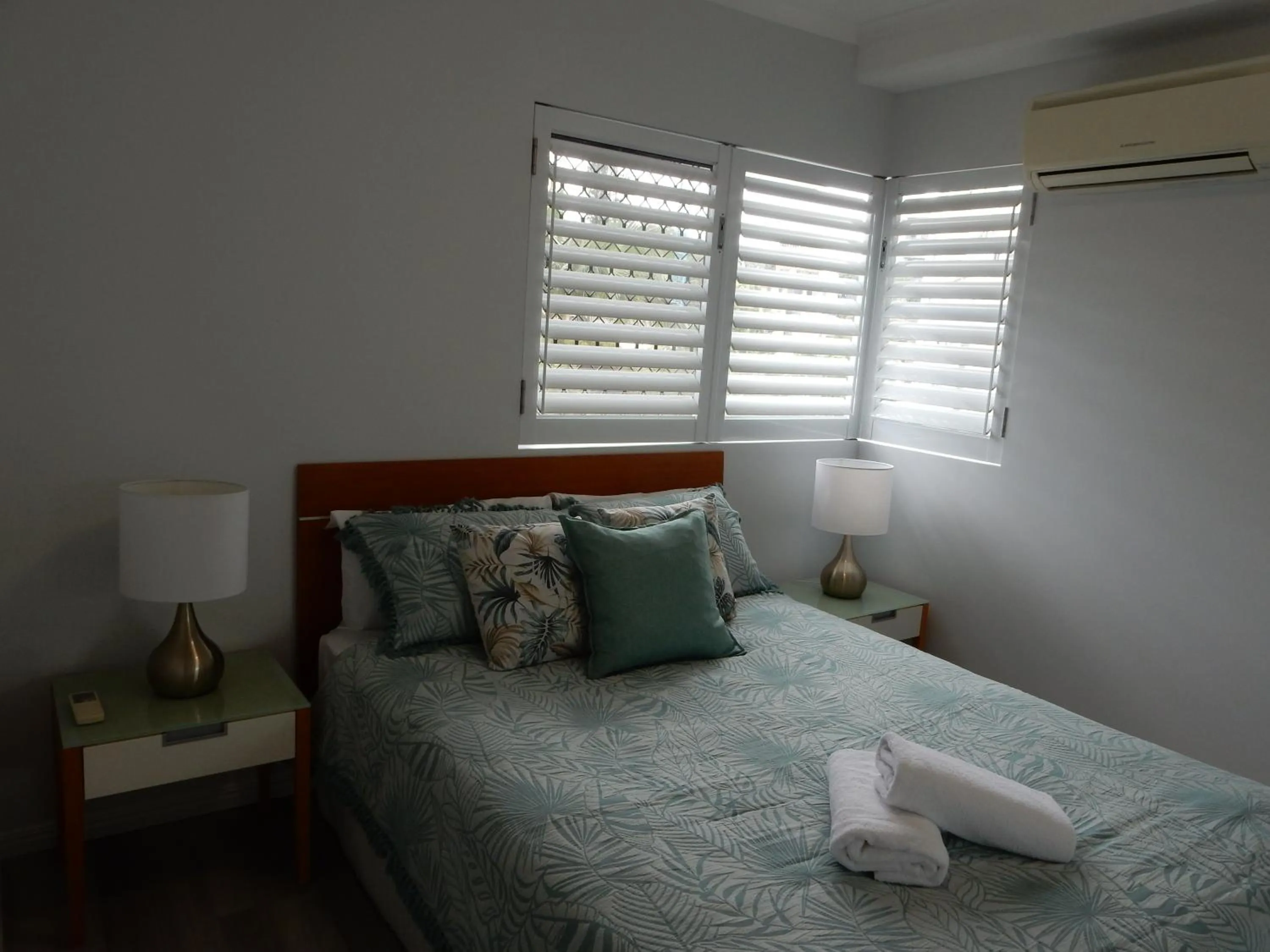 Bedroom, Bed in Mariners Resort Kings Beach