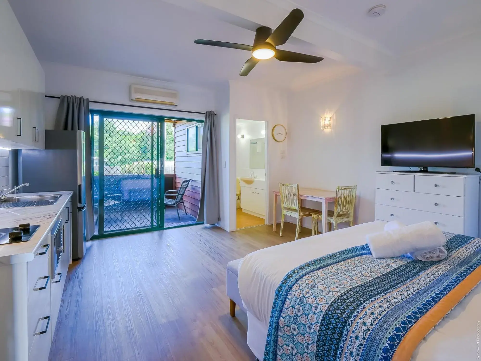 Studio with Sea View - No Pets Allowed in Boat Harbour Studio Apartments and Villas Studio with Sea View - No Pets Allowed in Boat Harbour Studio Apartments and Villas
