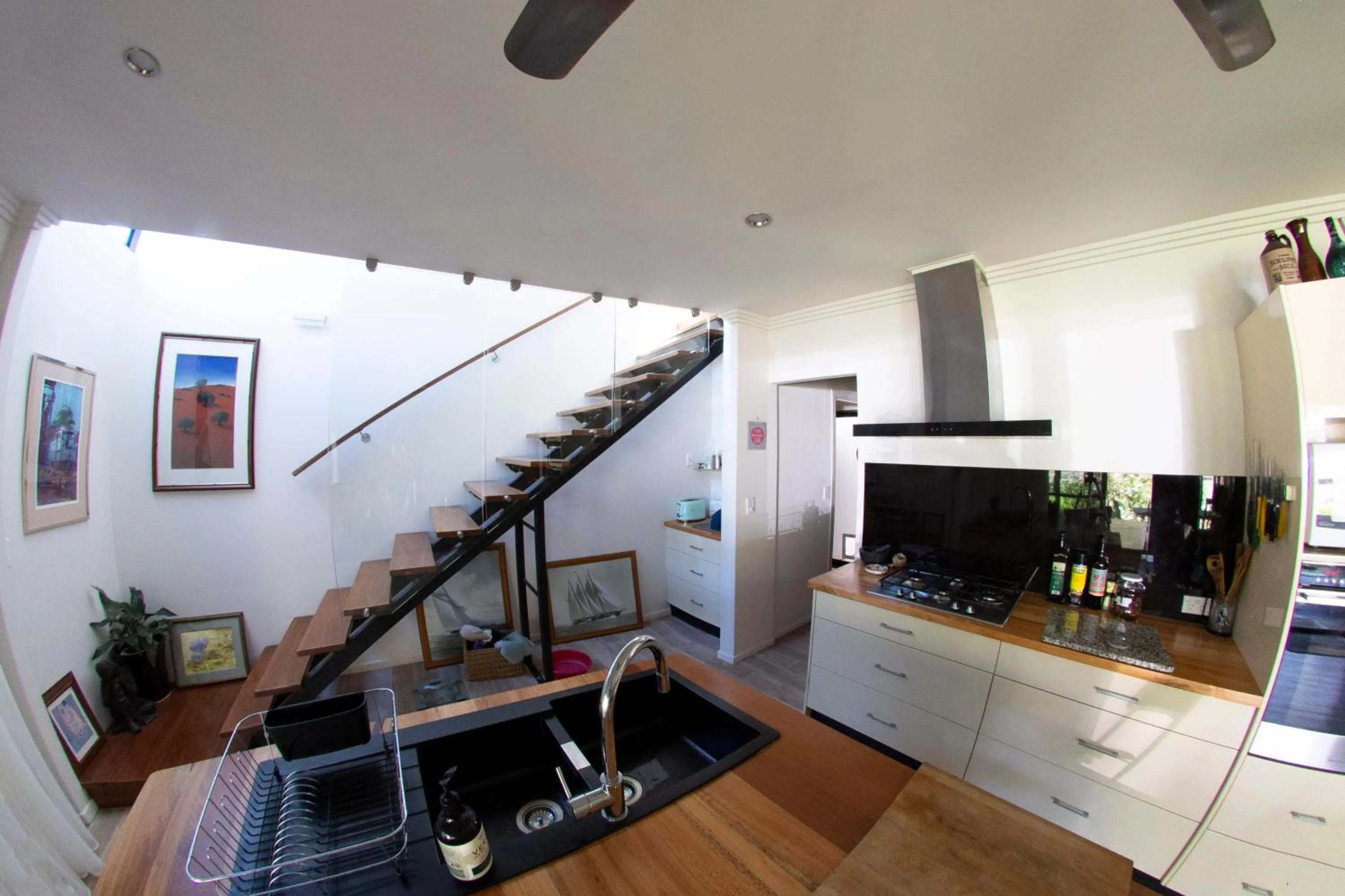 Boat Harbour Studio Apartments and Villas