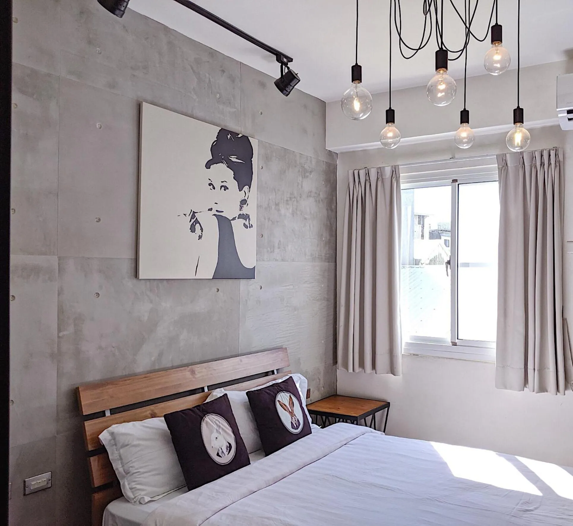 Bed in Mutter Apartment