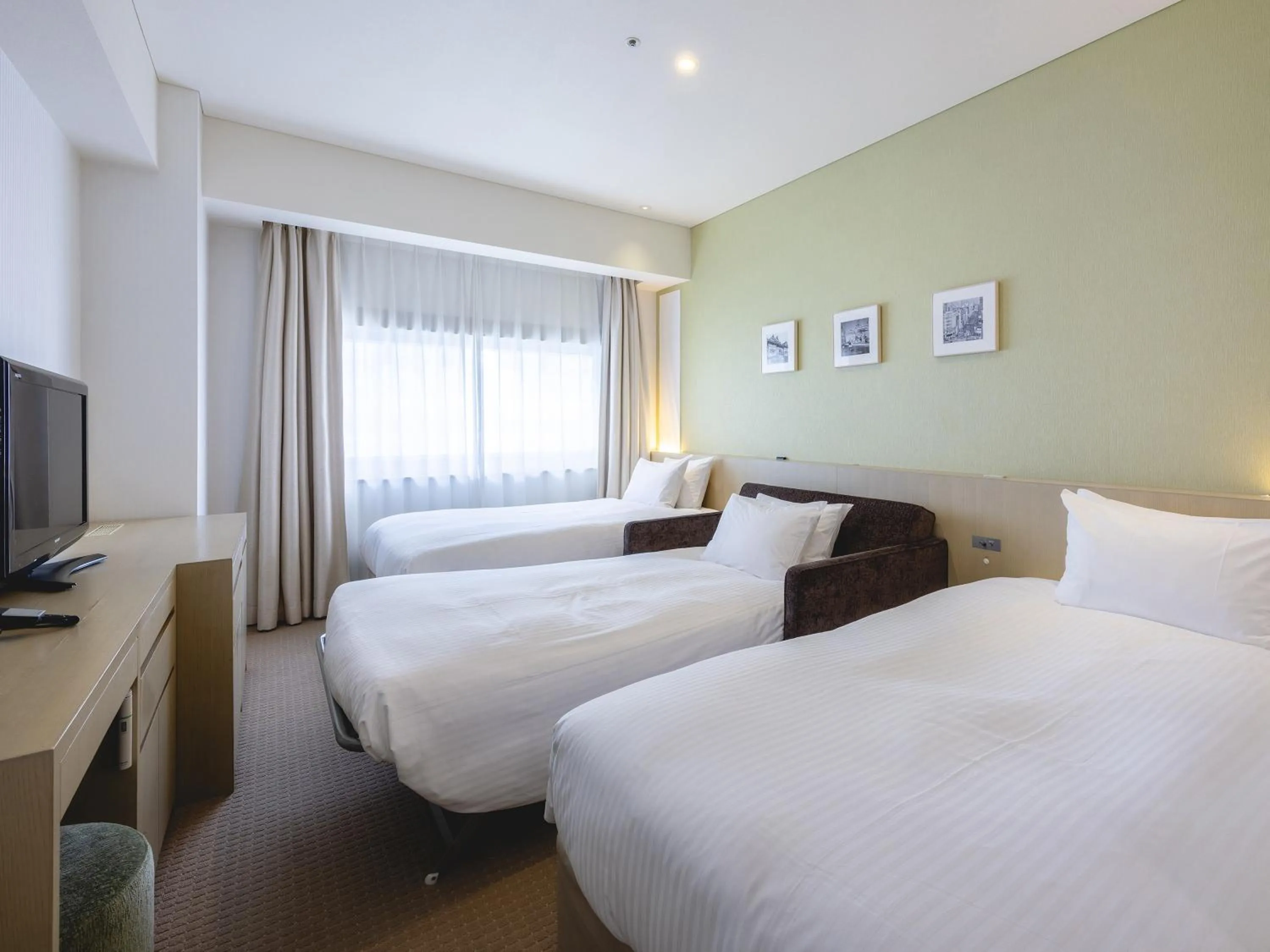 Photo of the whole room, Bed in Hotel Gracery Ginza