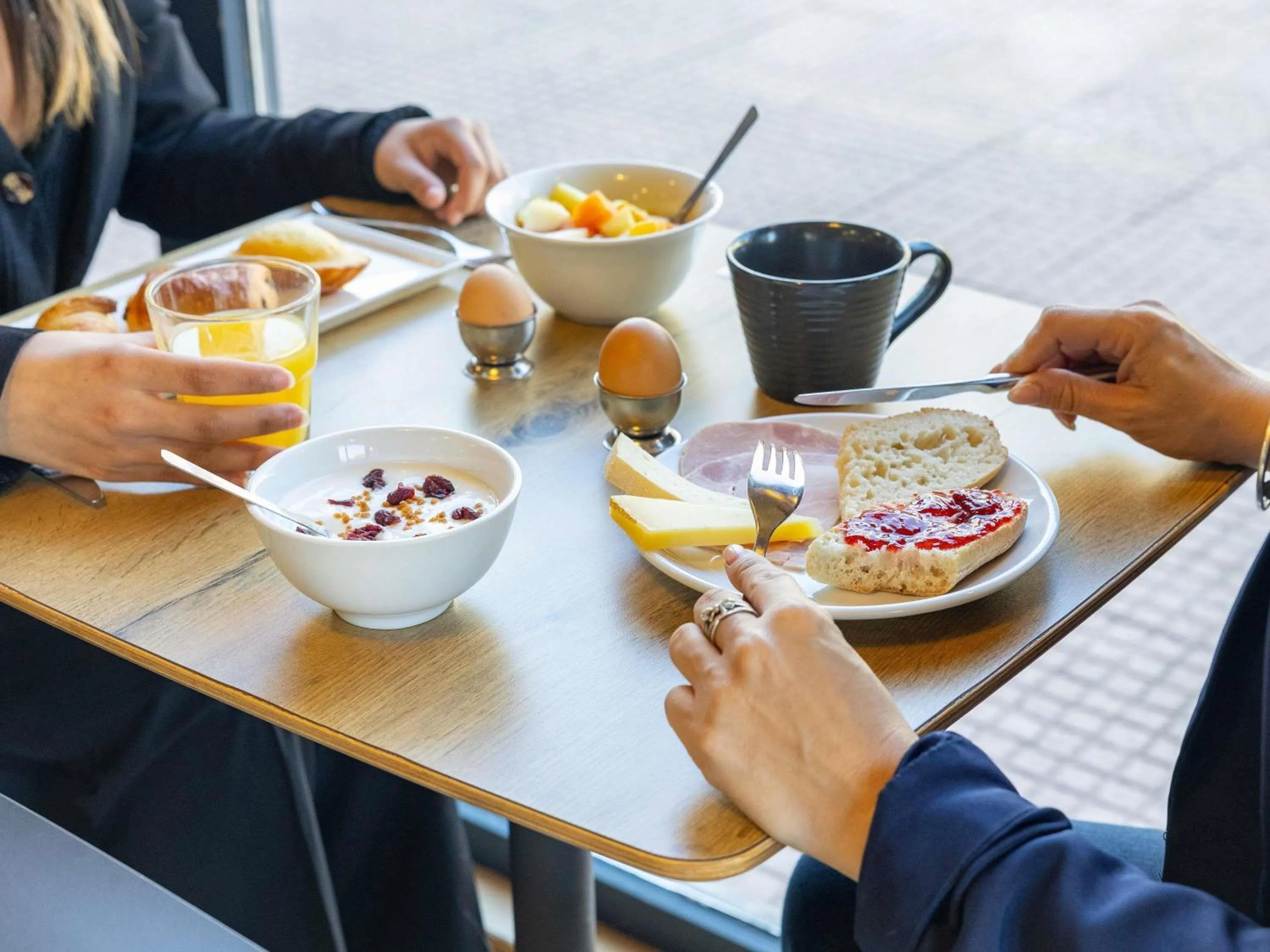 Breakfast in ibis Epinal Centre