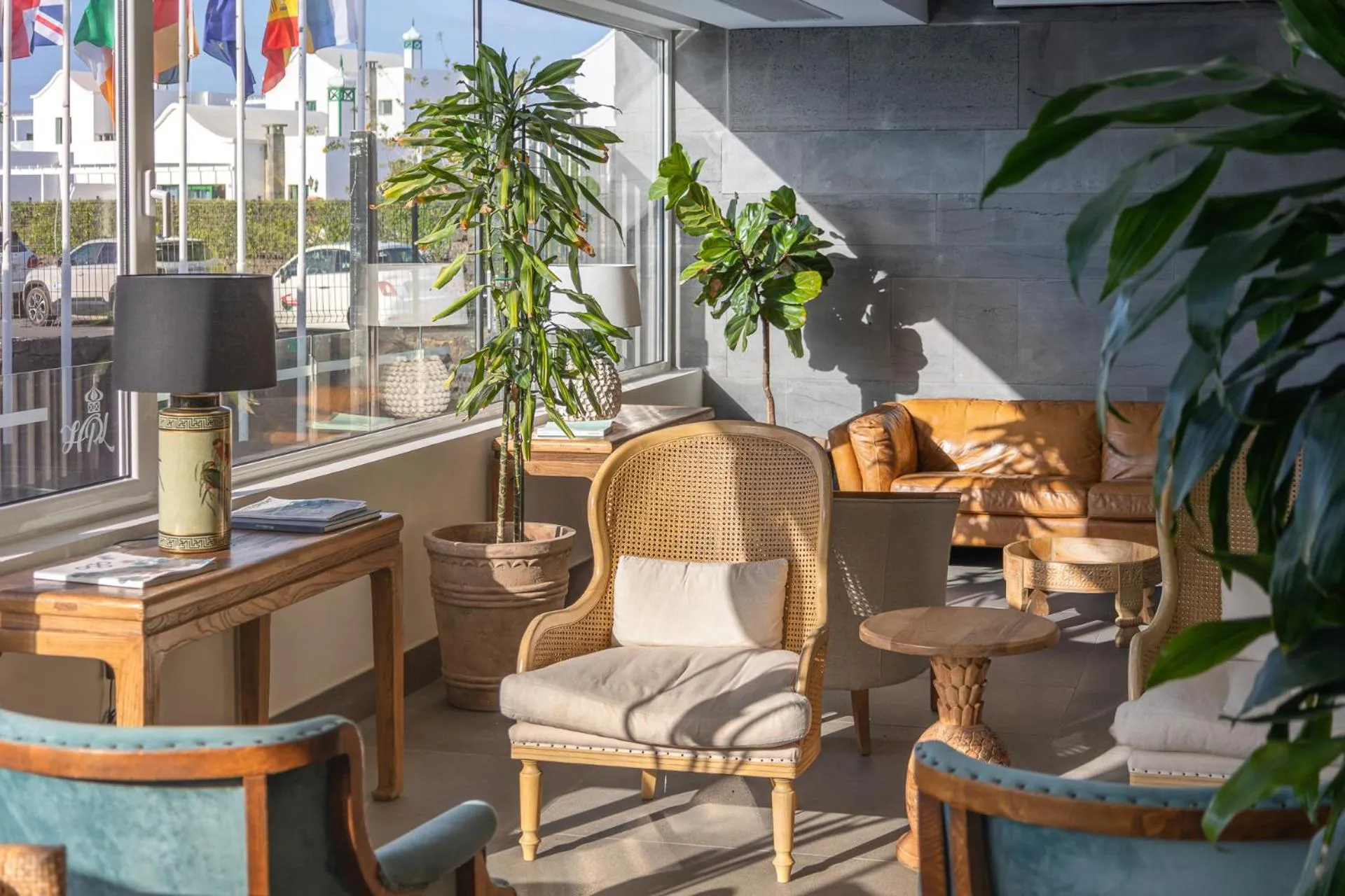 Property building in Hyde Park Lane