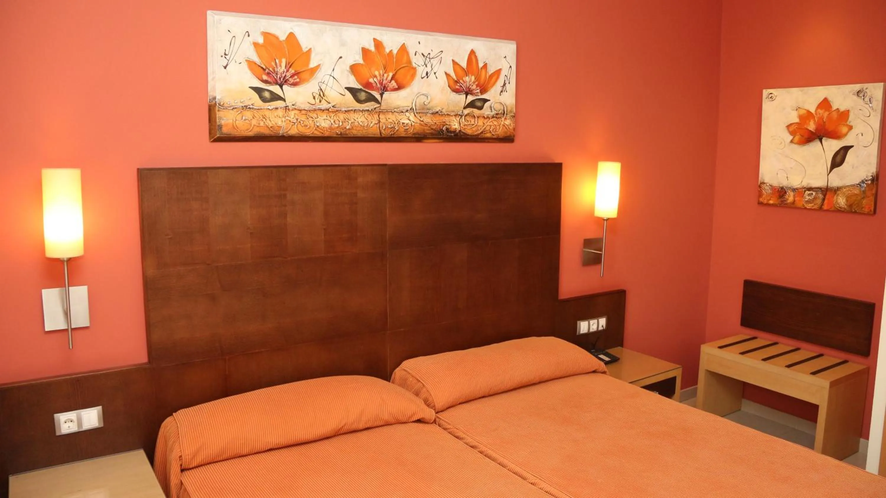 Bedroom, Bed in Hotel Macami