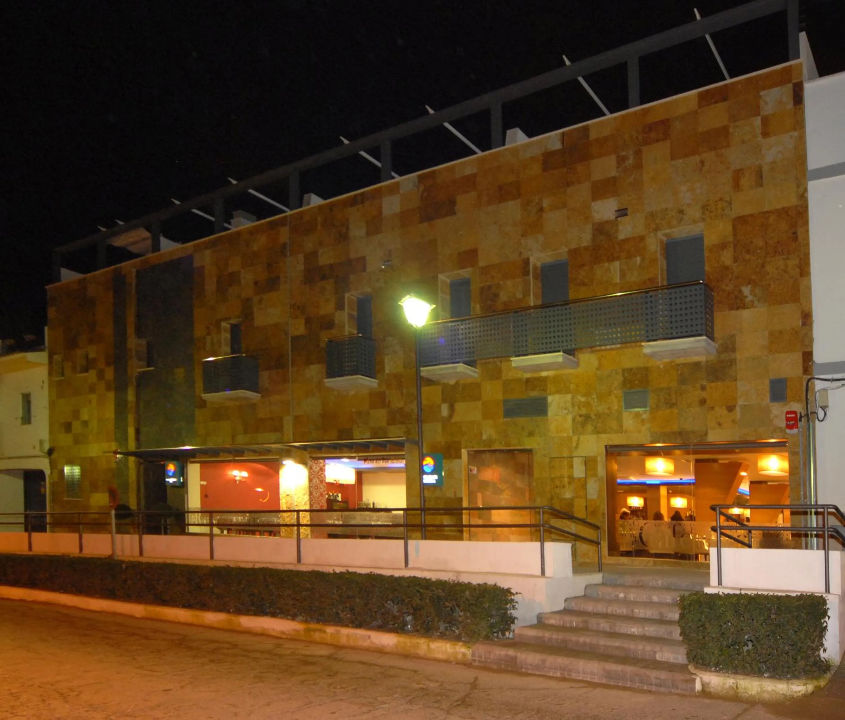 Facade/entrance in Hotel Macami