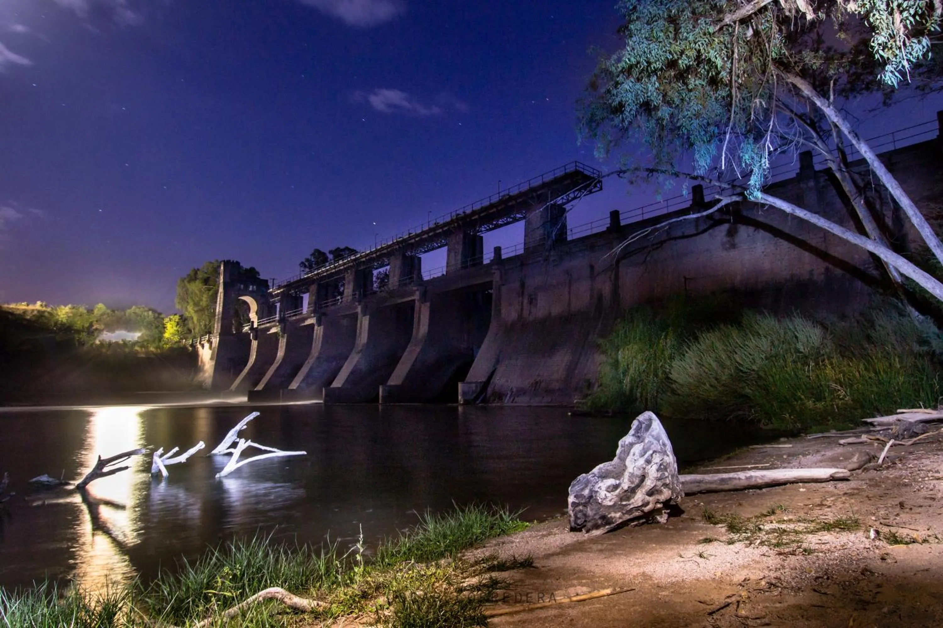 Night in Hotel Macami