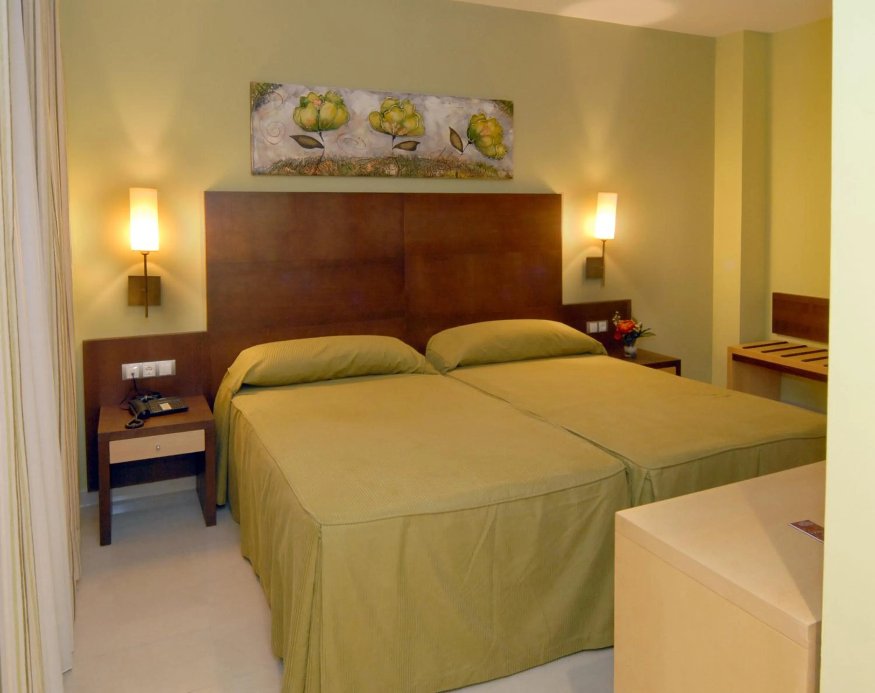 Bedroom, Bed in Hotel Macami