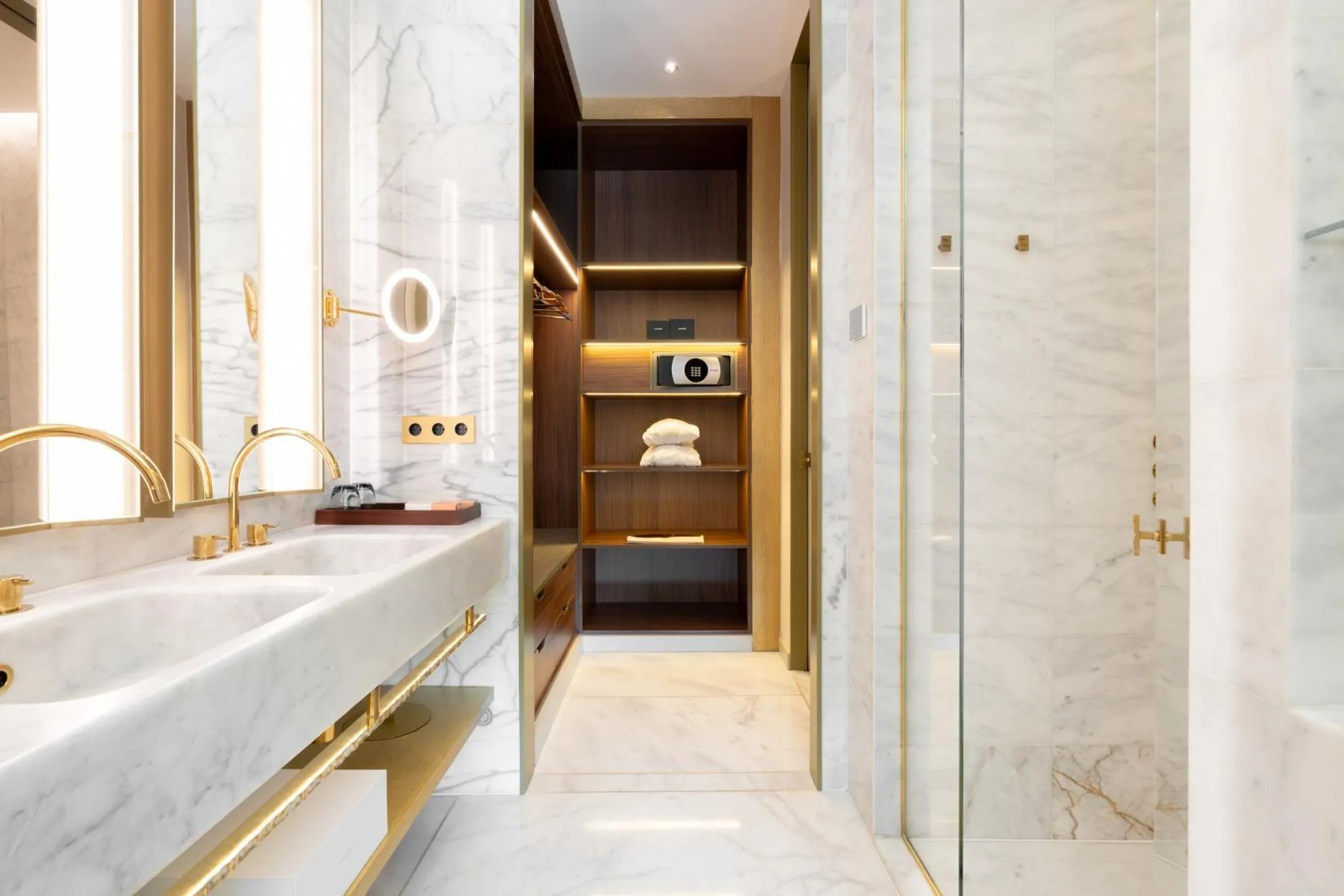 Bathroom in Almanac Barcelona