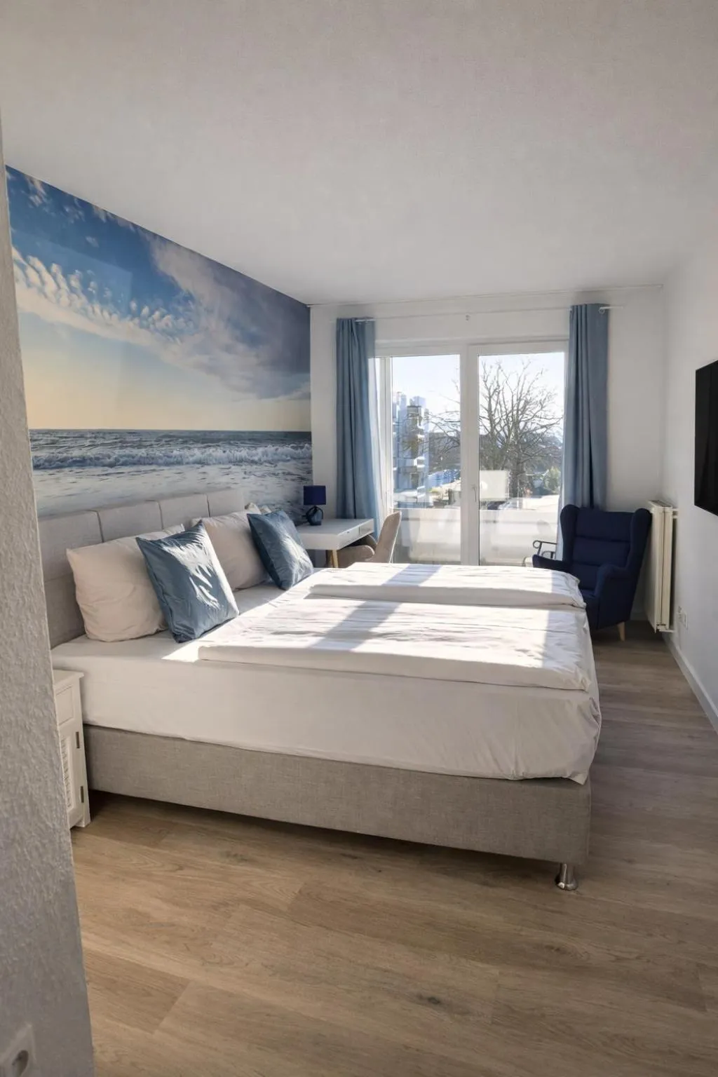 Bed in Hotel Deichgraf