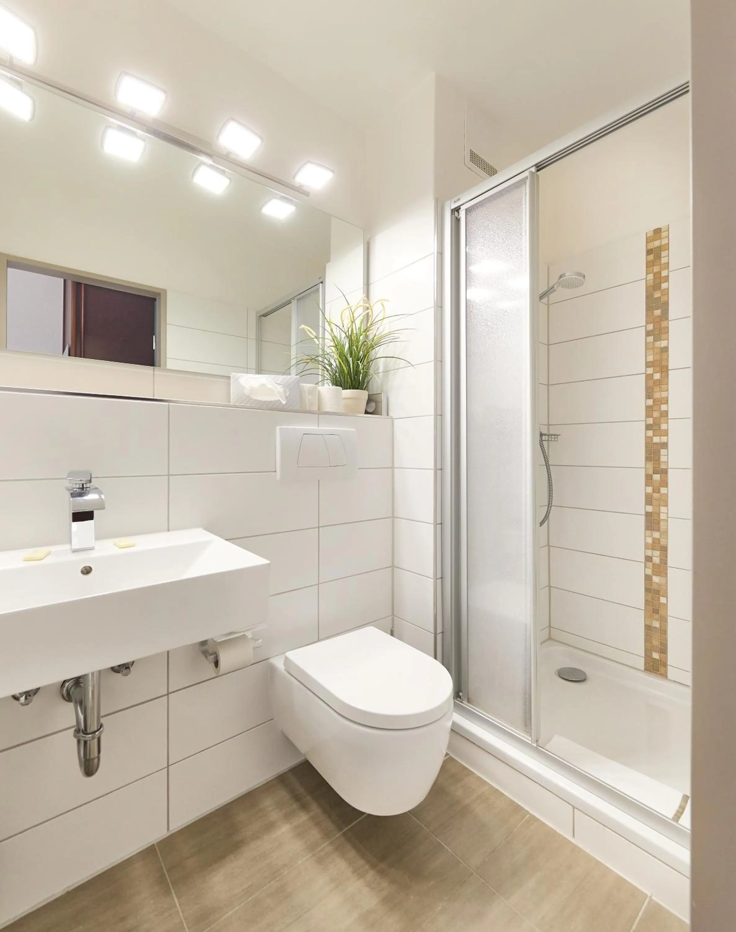 Shower in Hotel Deichgraf