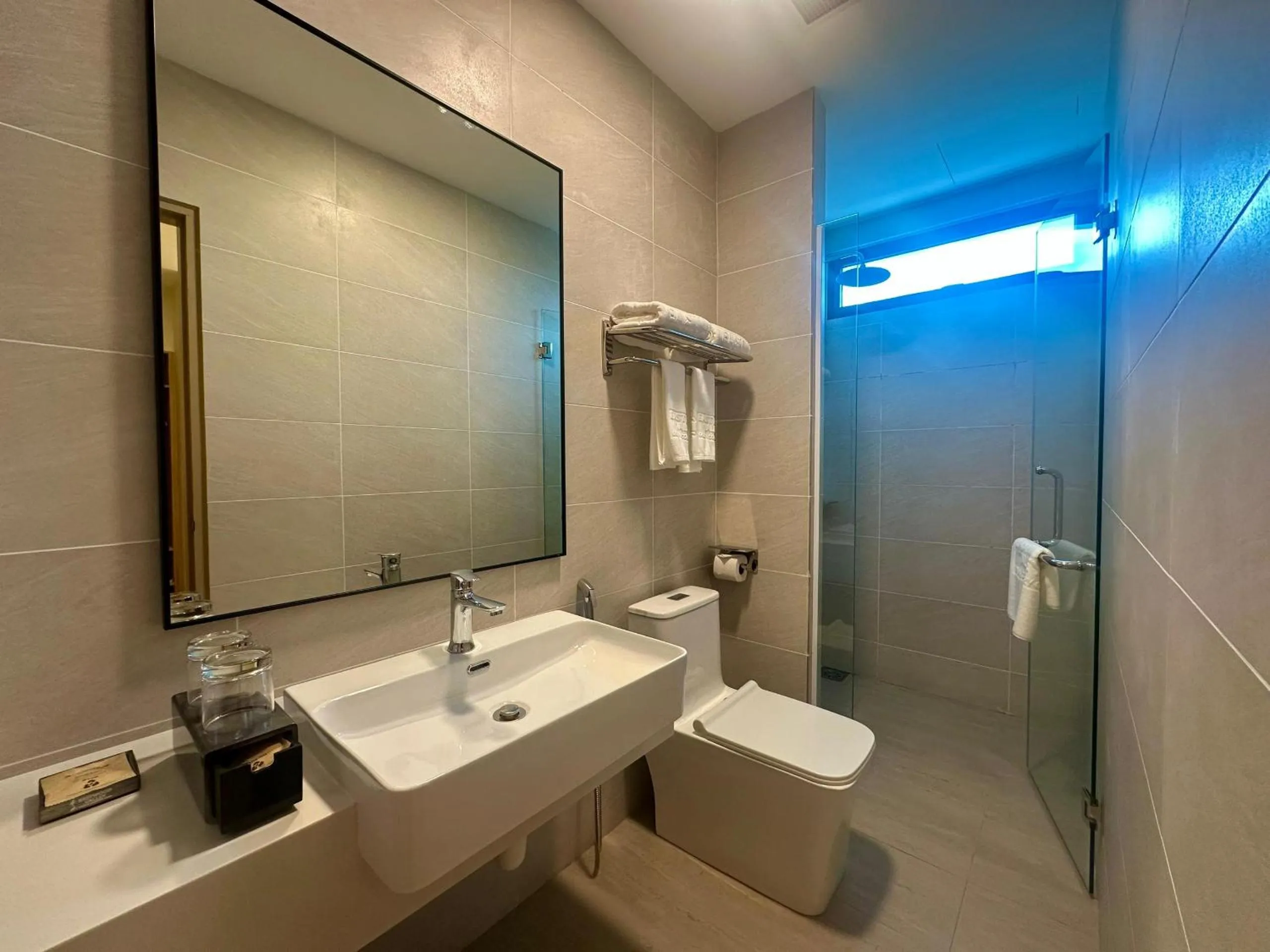 Bathroom in Eastwood Valley Golf & Country Club