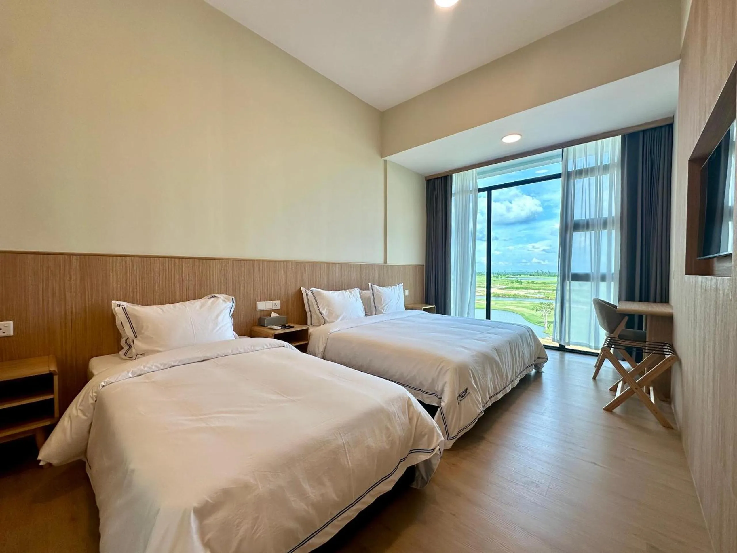 View (from property/room), Bed in Eastwood Valley Golf & Country Club