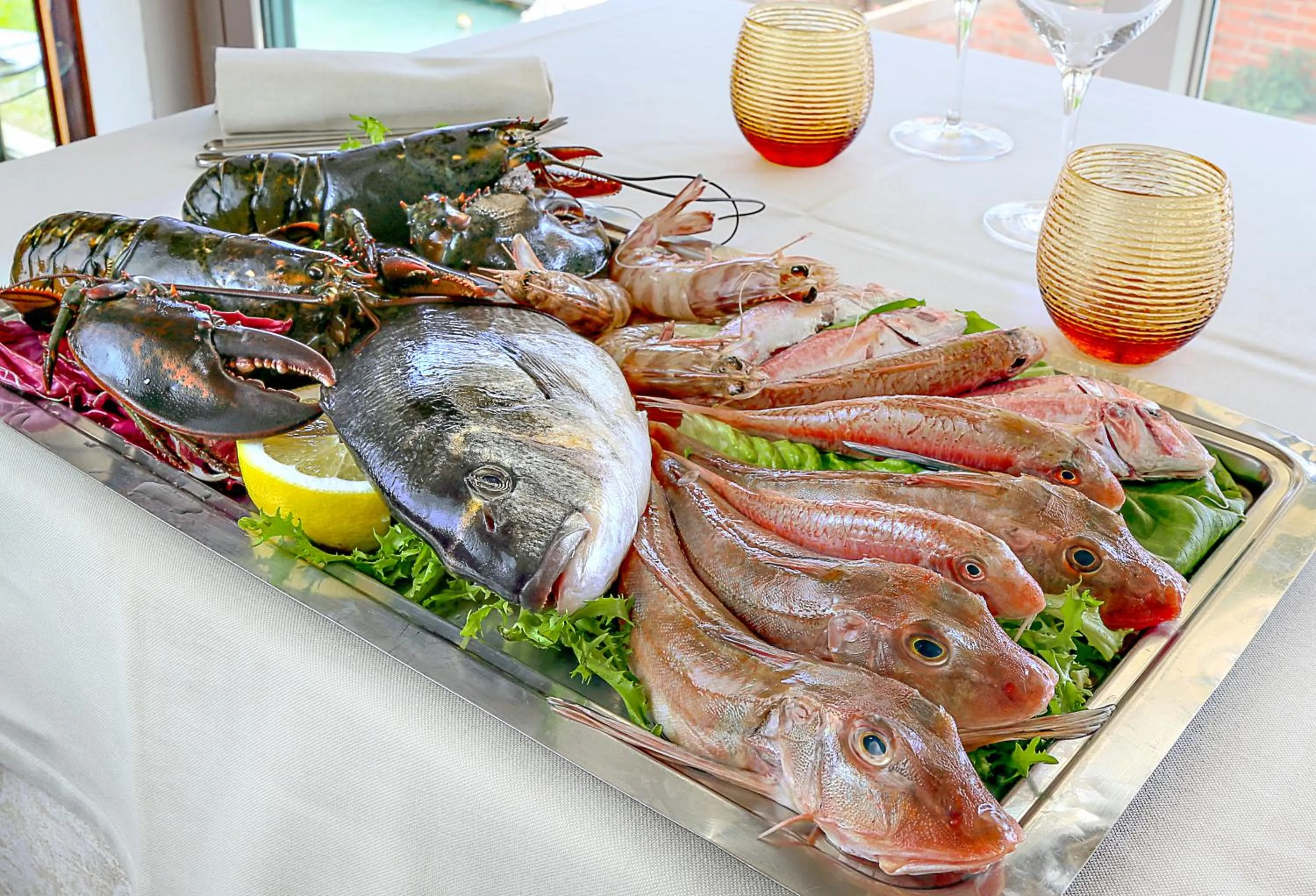 Food and drinks in Hotel Augustus