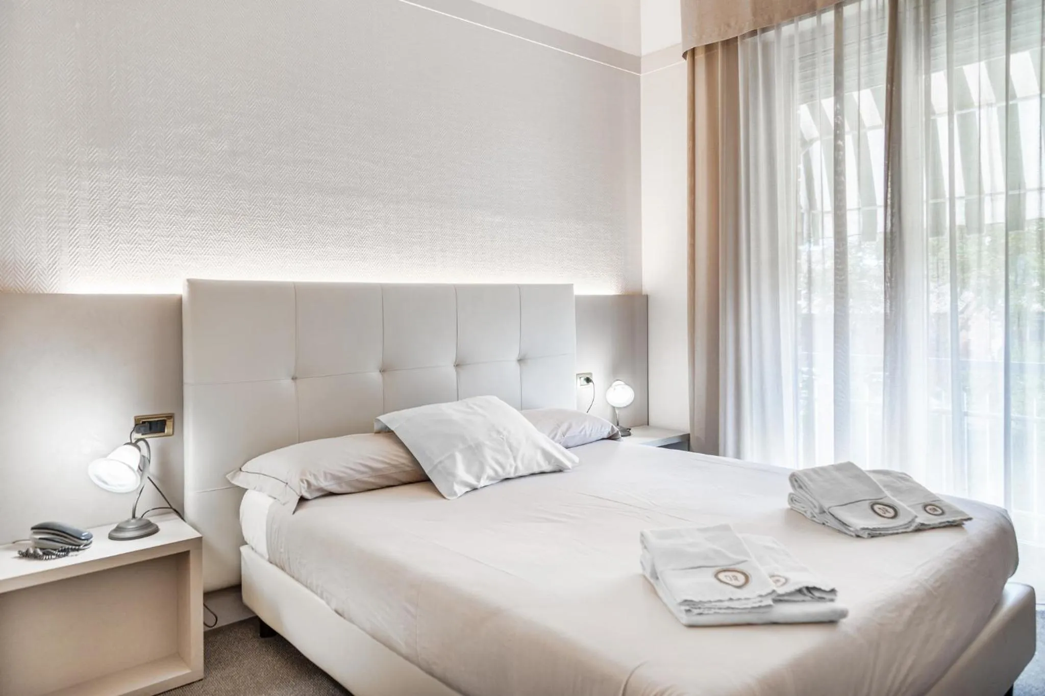 Bed in Hotel Augustus