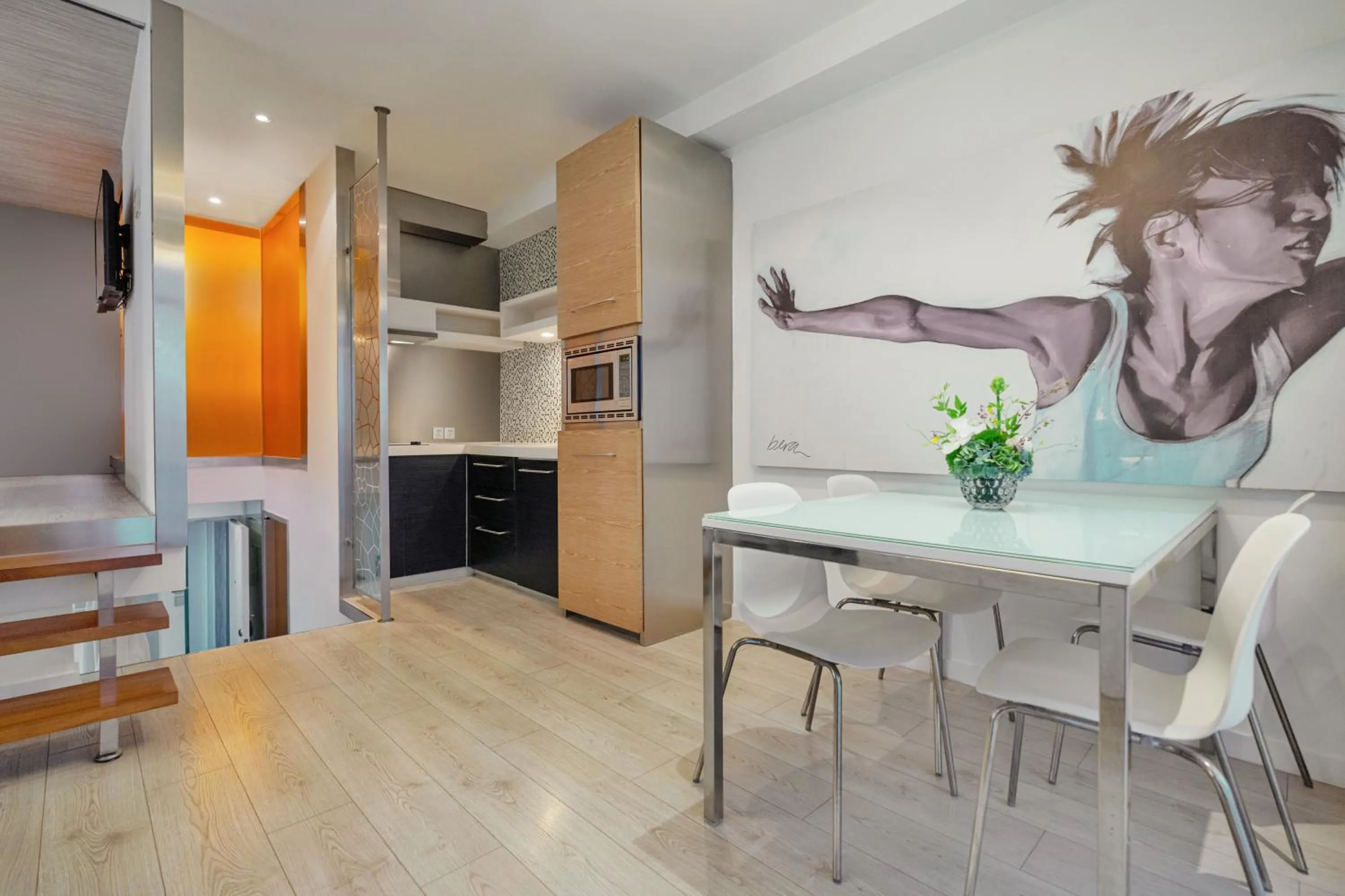 Dining area in Modena by Fraser Putuo Shanghai