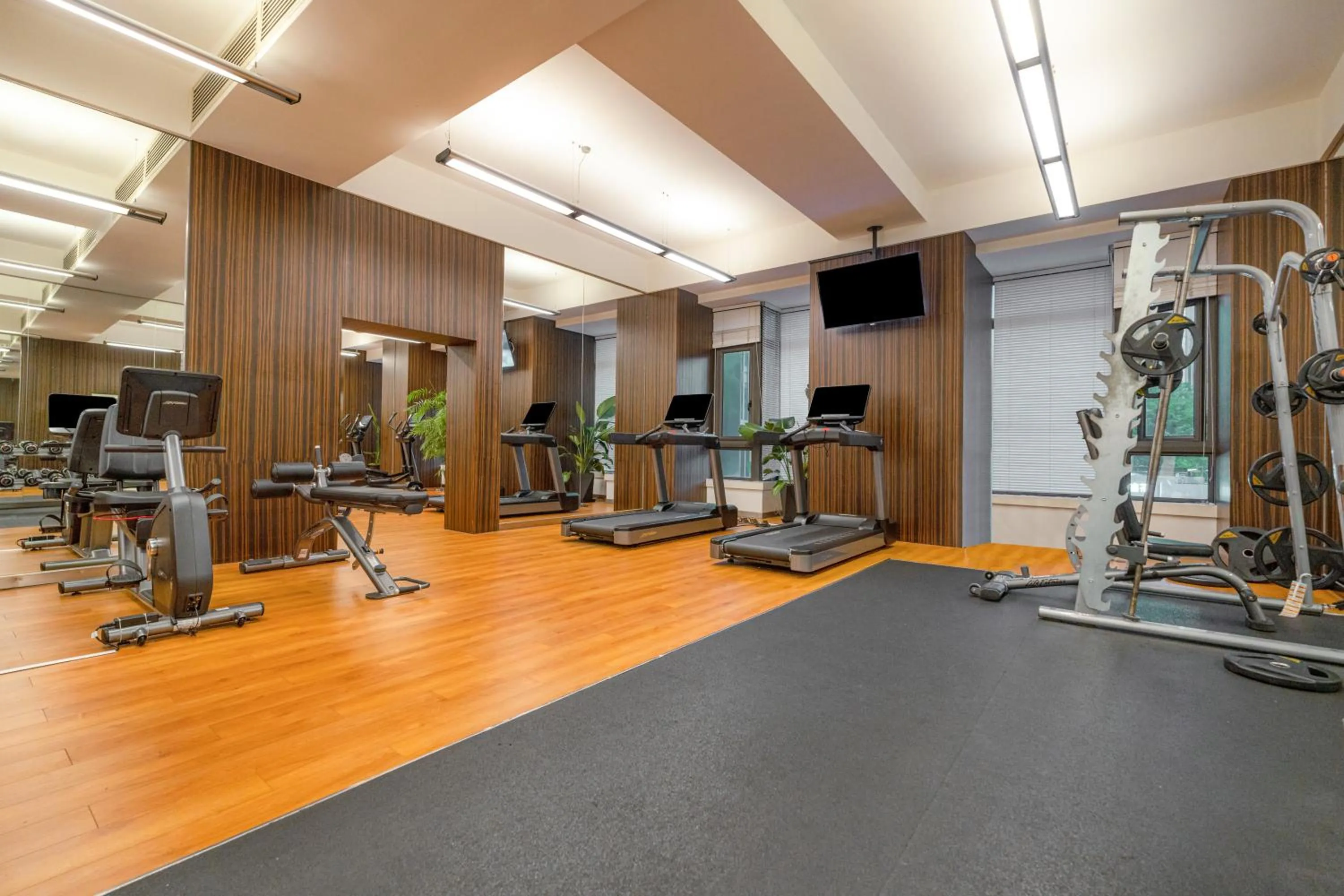 Fitness centre/facilities in Modena by Fraser Putuo Shanghai